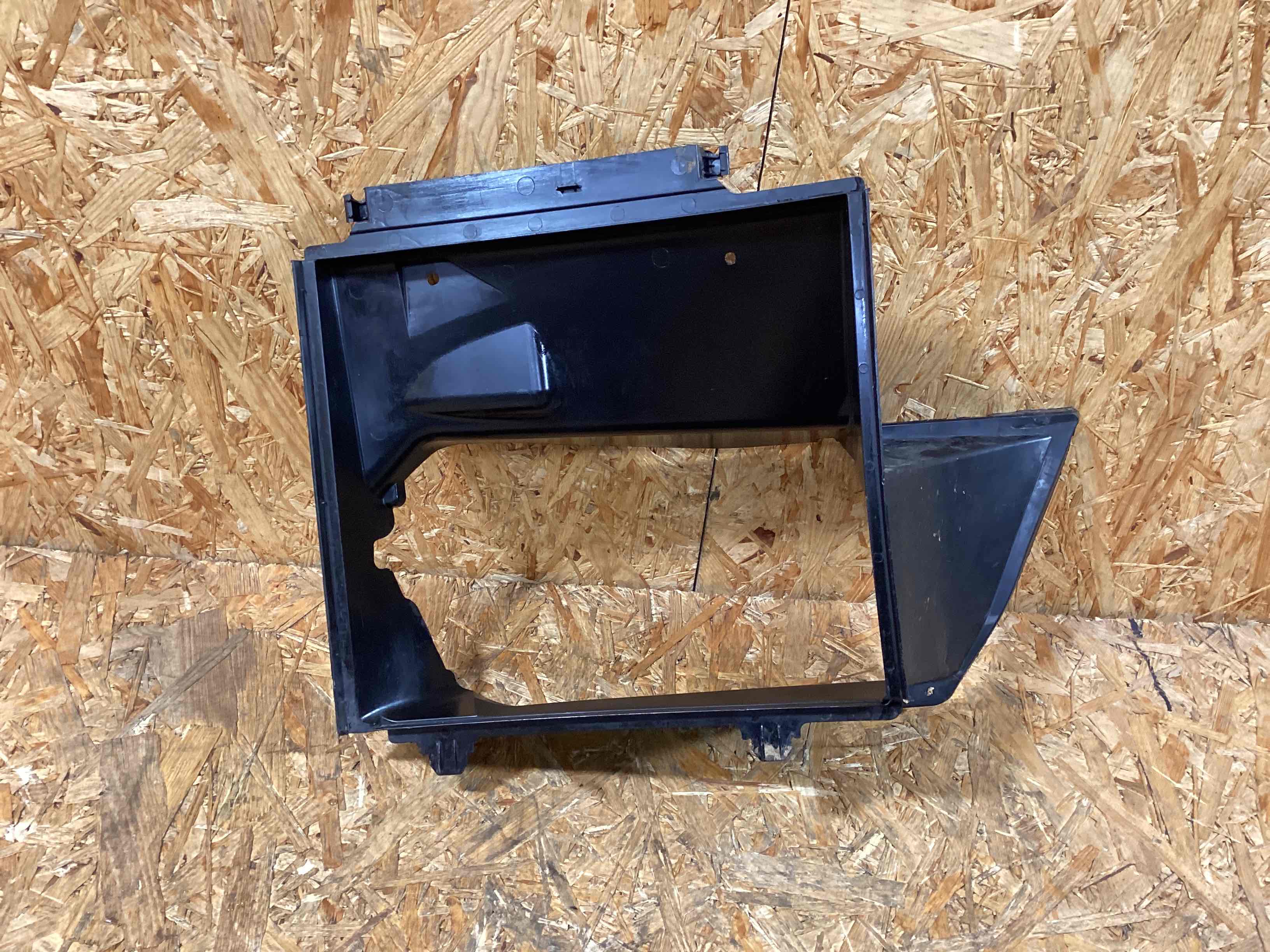 Воздуховод Porsche Panamera 130226-116