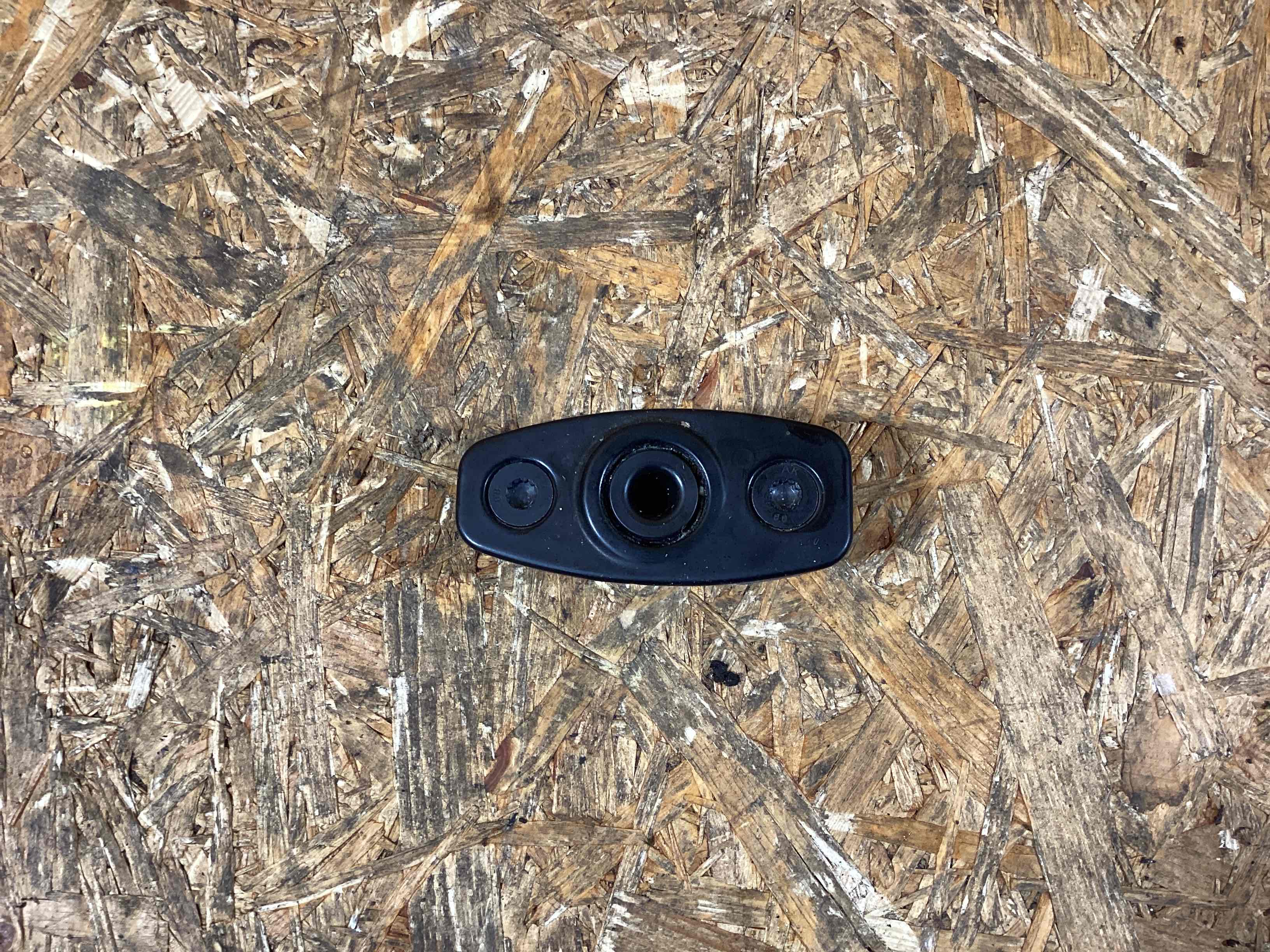 Крепление, кронштейн Porsche Macan 130226-120