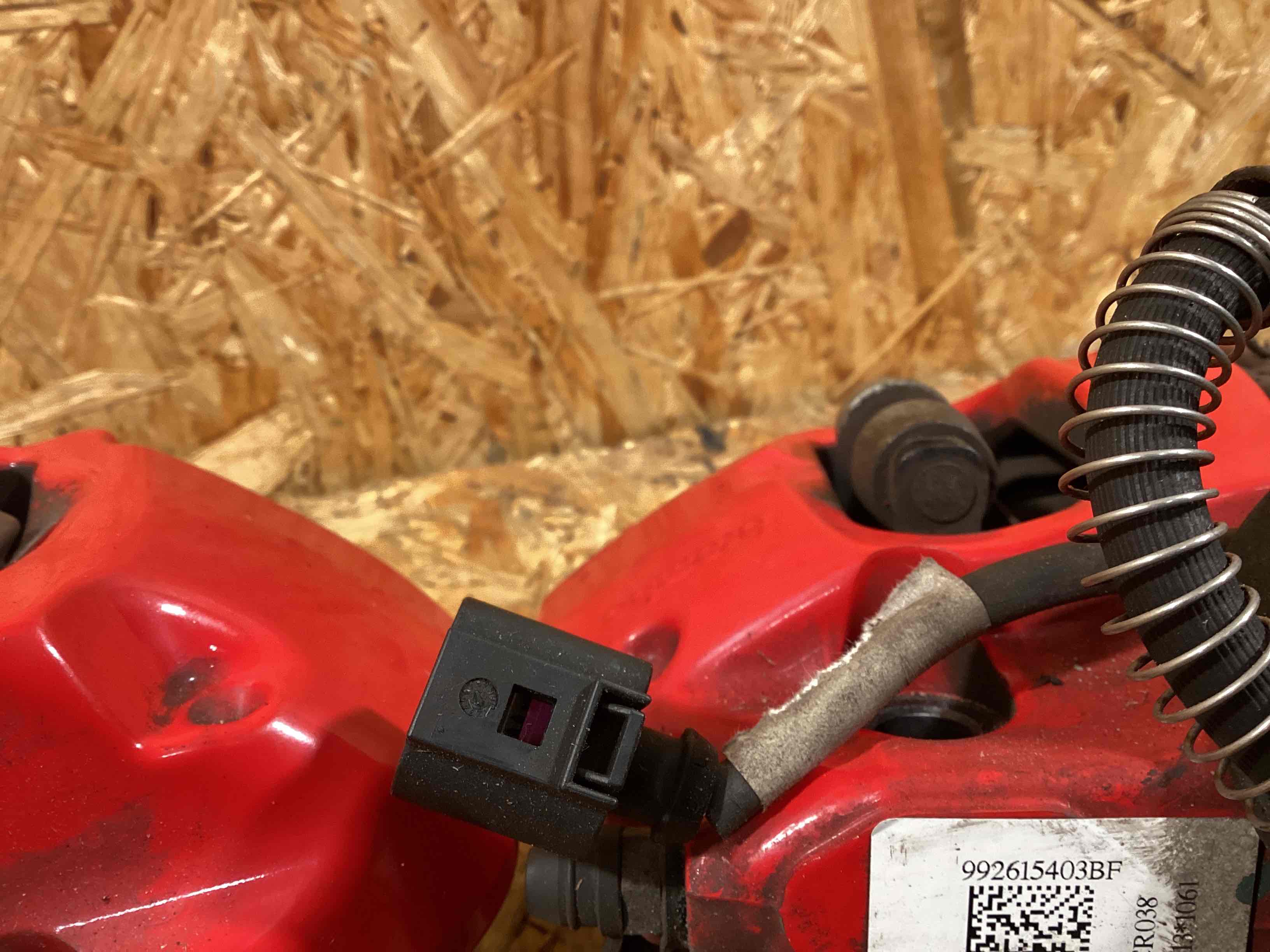 Суппорт Porsche 911 130226-121