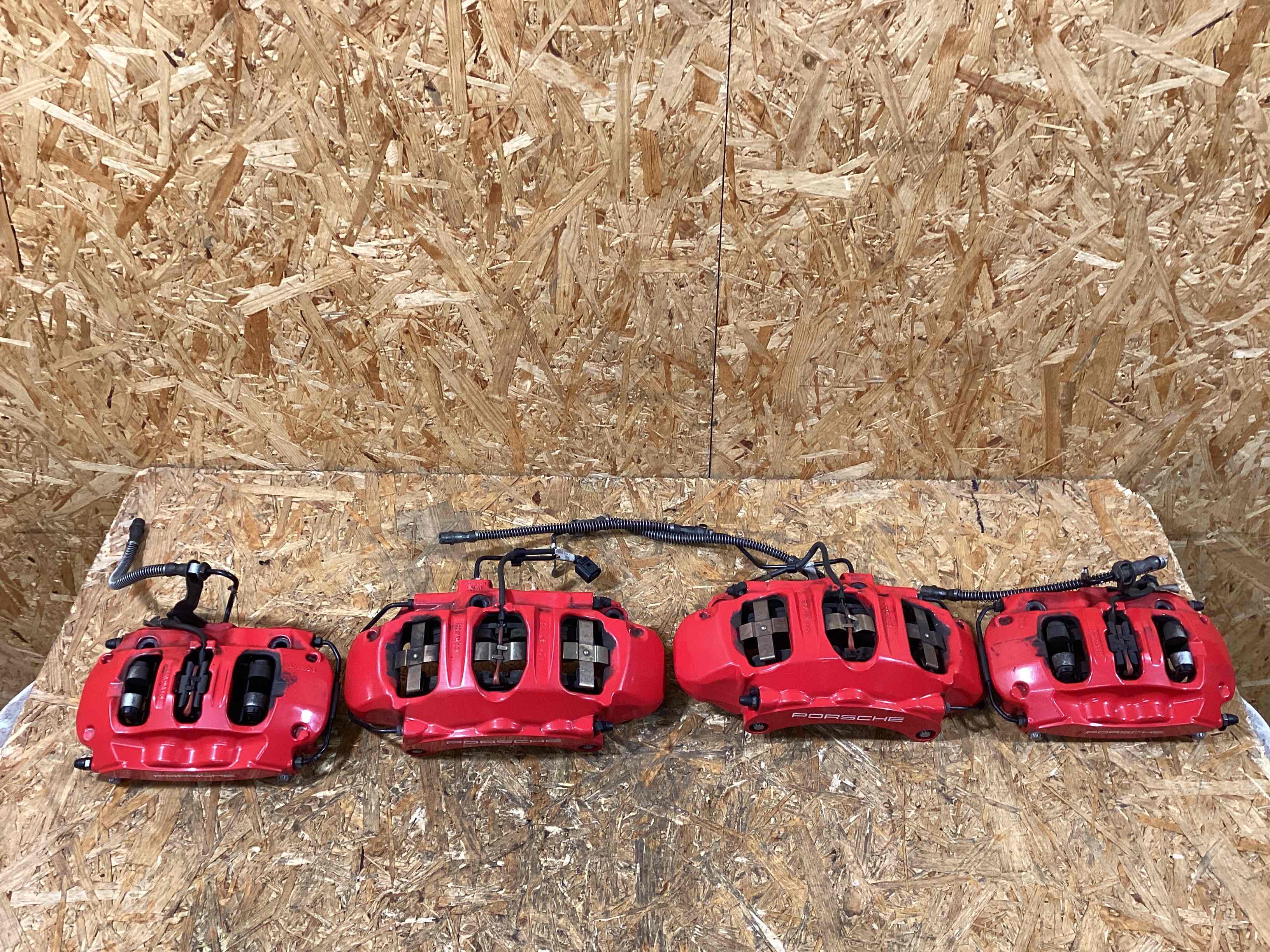 Суппорт передний левый Porsche 911 130226-123