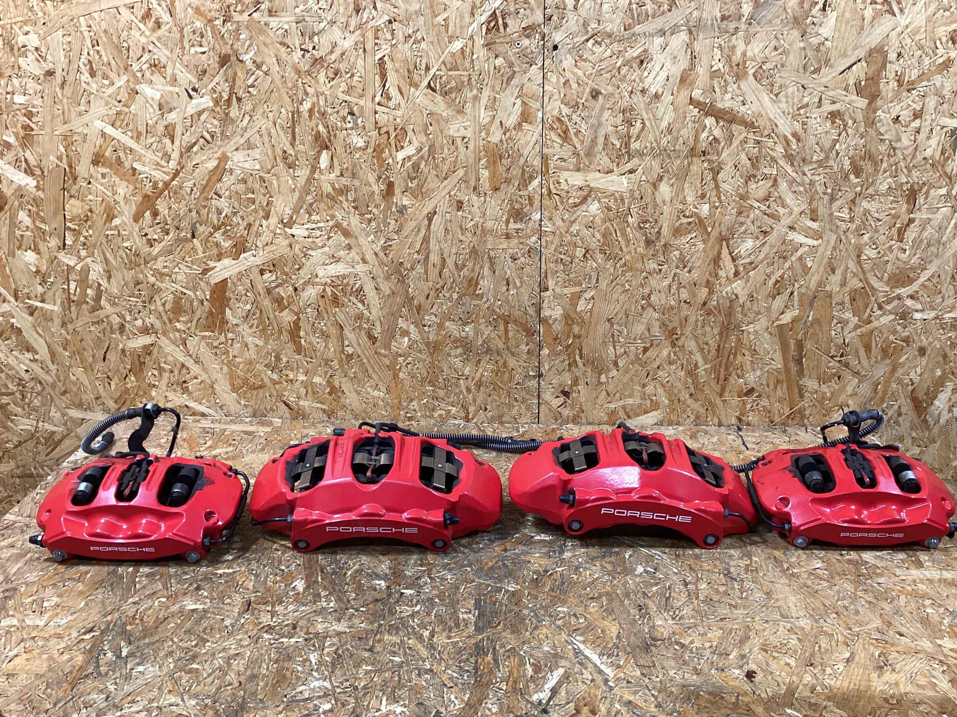 Суппорт передний левый Porsche 911 130226-123