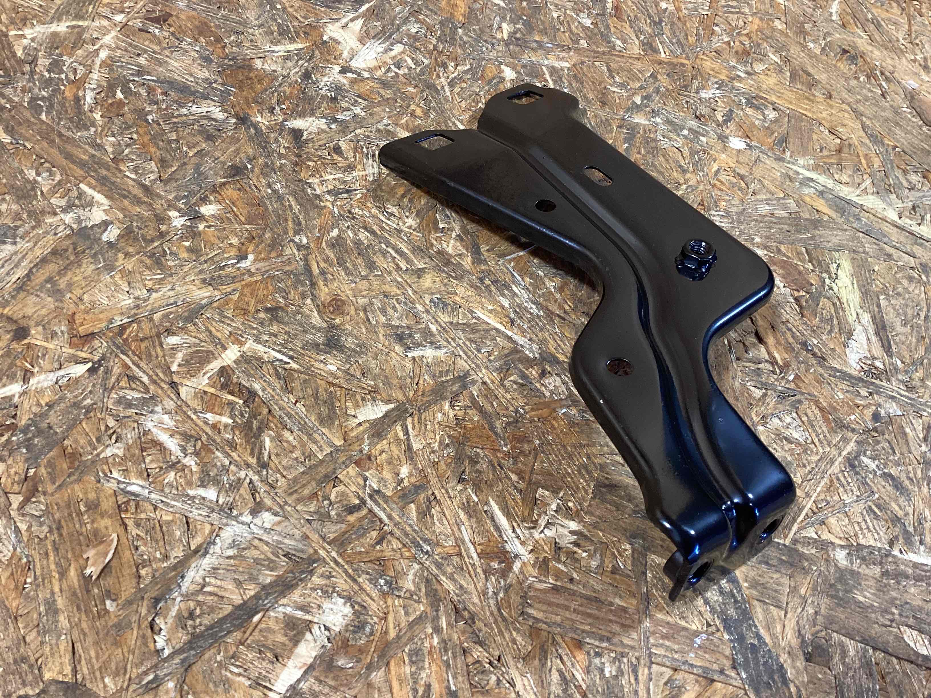 Крепление, кронштейн Porsche Macan 130326-116