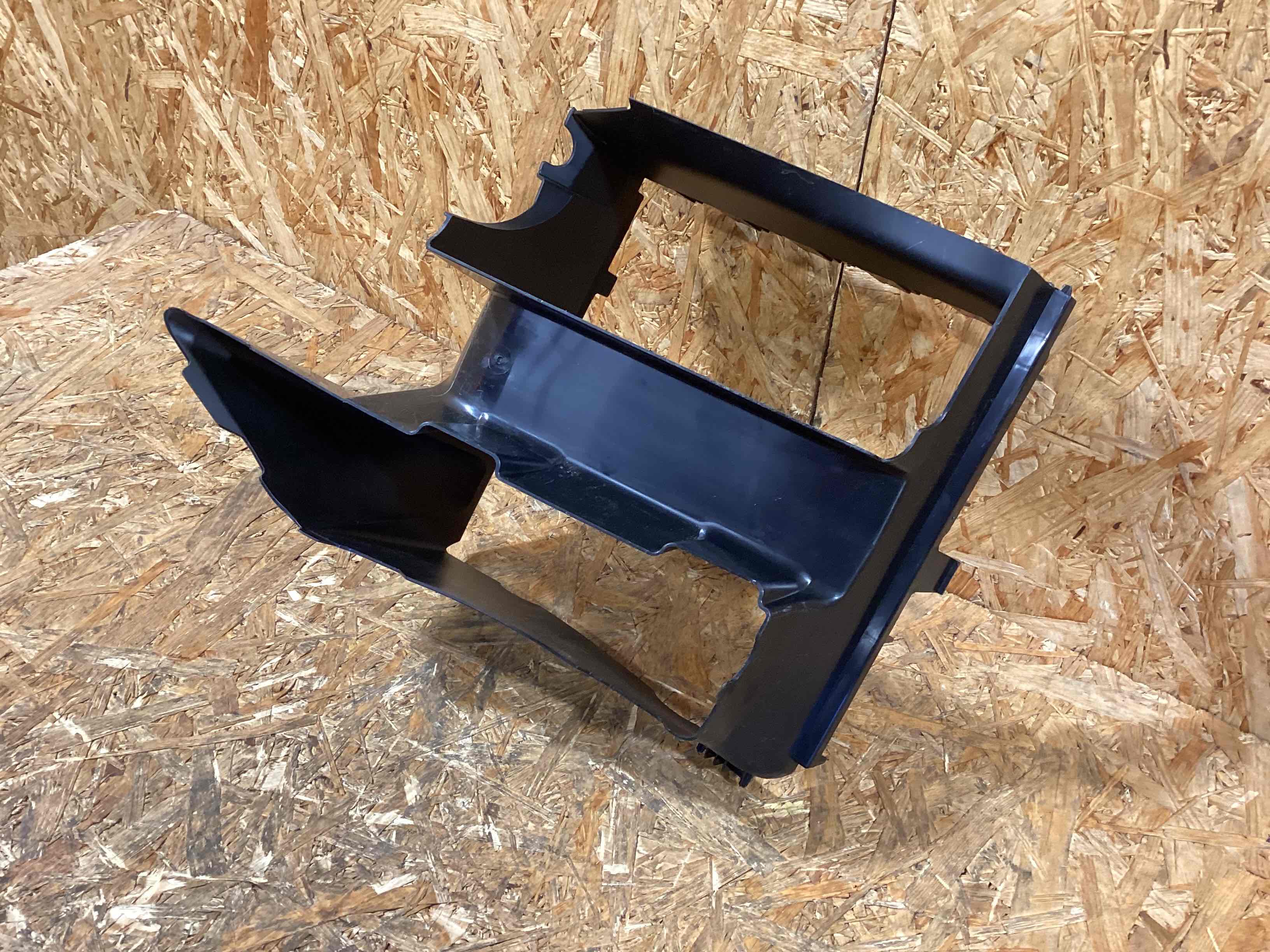 Воздуховод Porsche Cayenne 130326-125