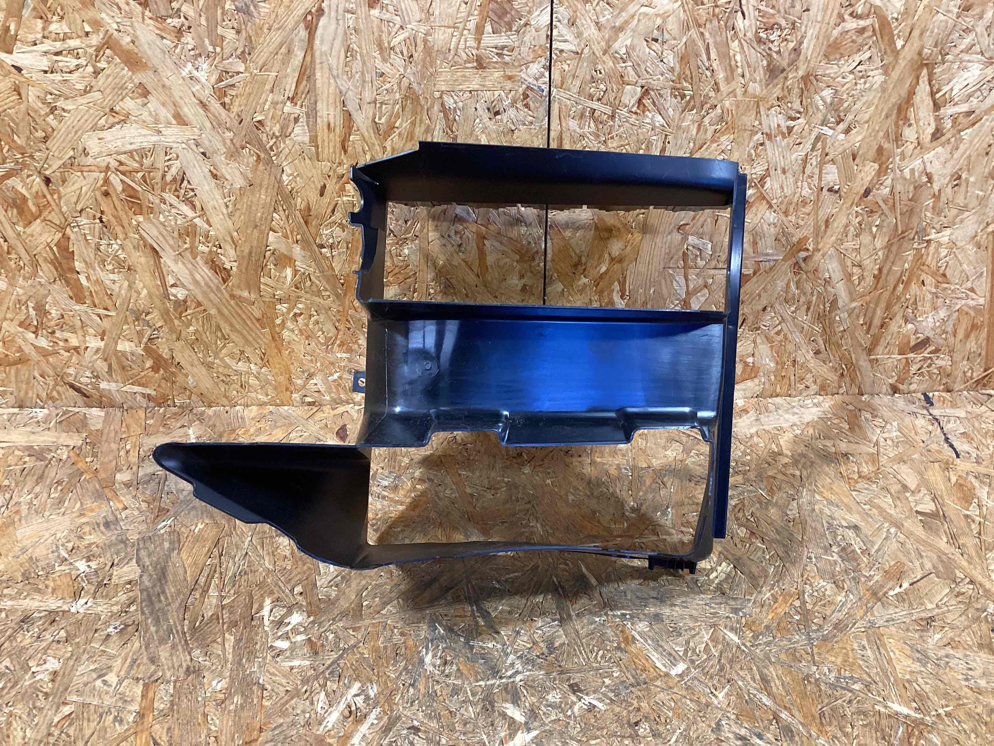 Воздуховод Porsche Cayenne 130326-125