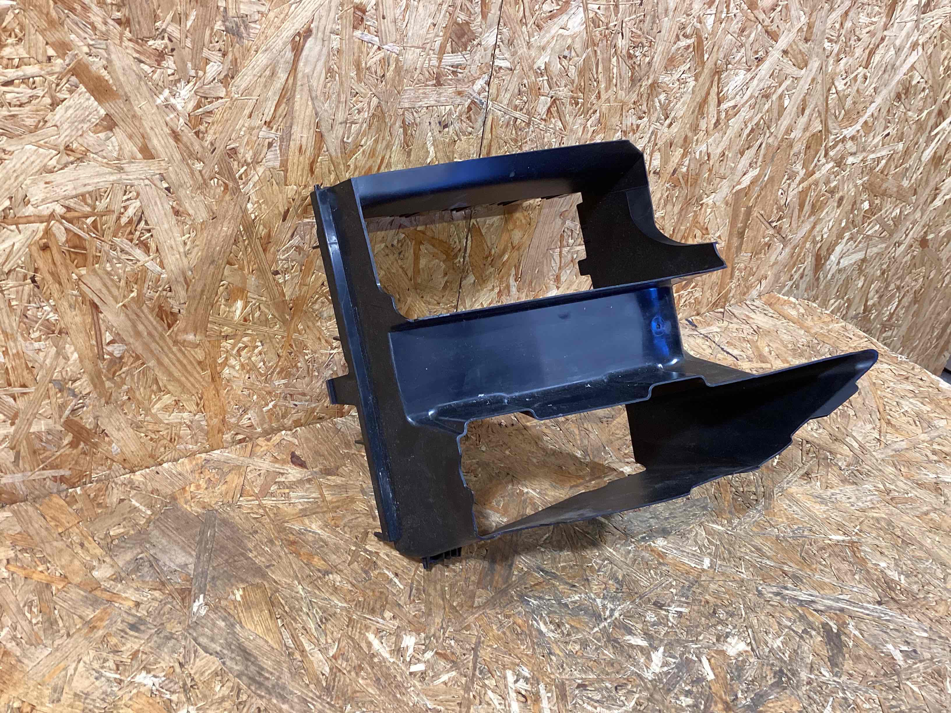 Воздуховод Porsche Cayenne 130326-126