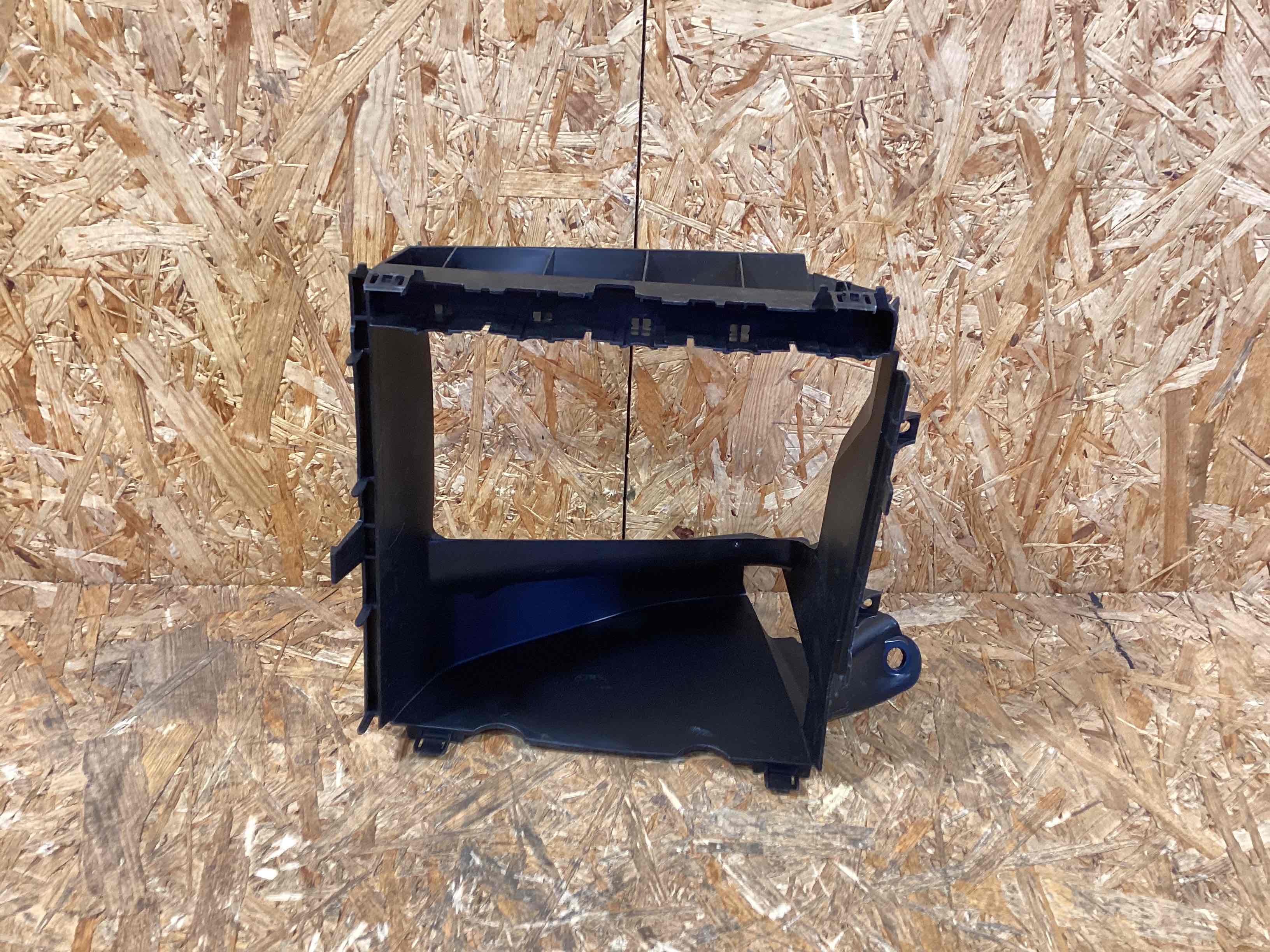 Воздуховод Porsche Cayenne 130326-127