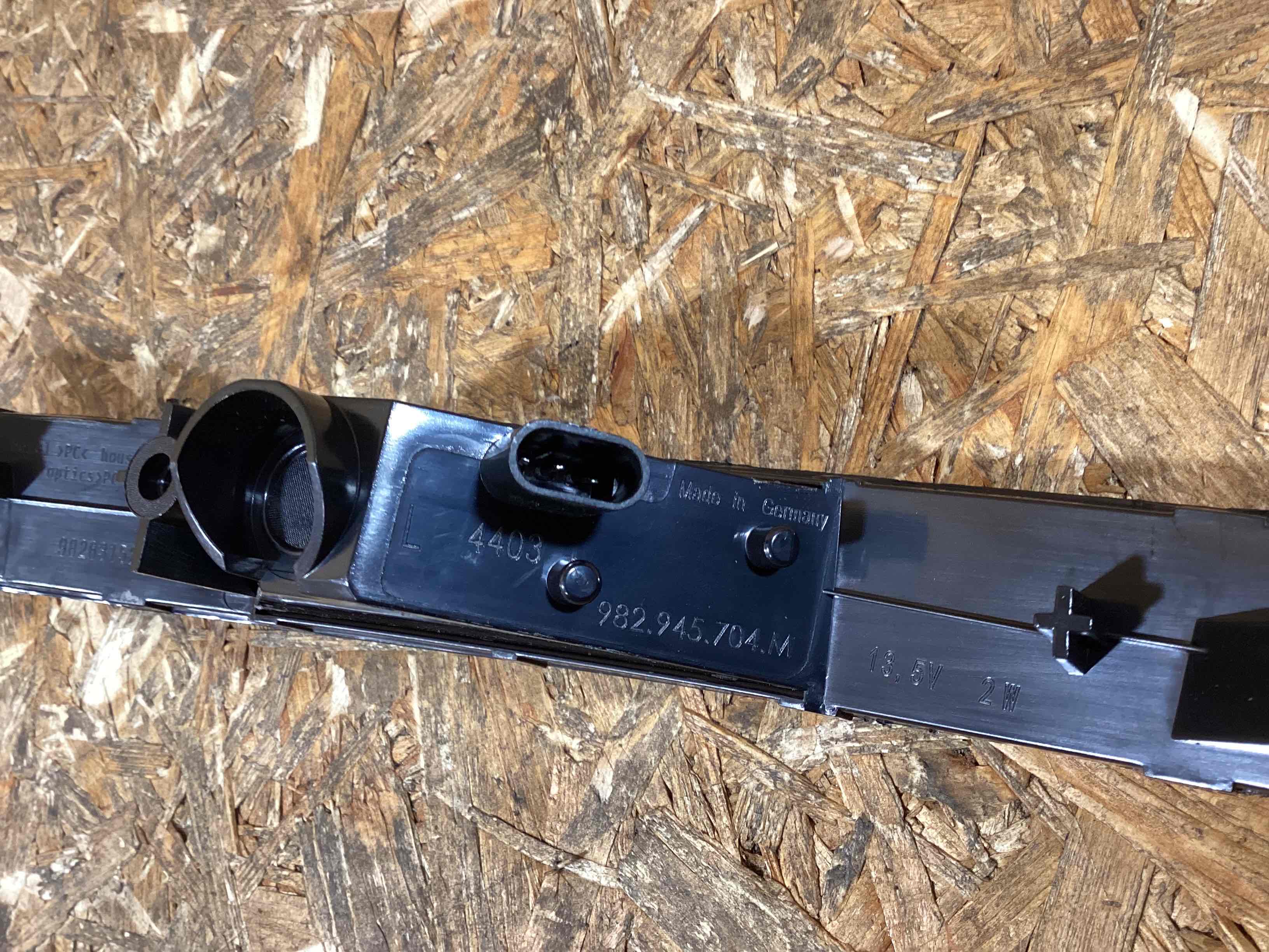 Фара противотуманная Porsche Boxster 718 130326-132