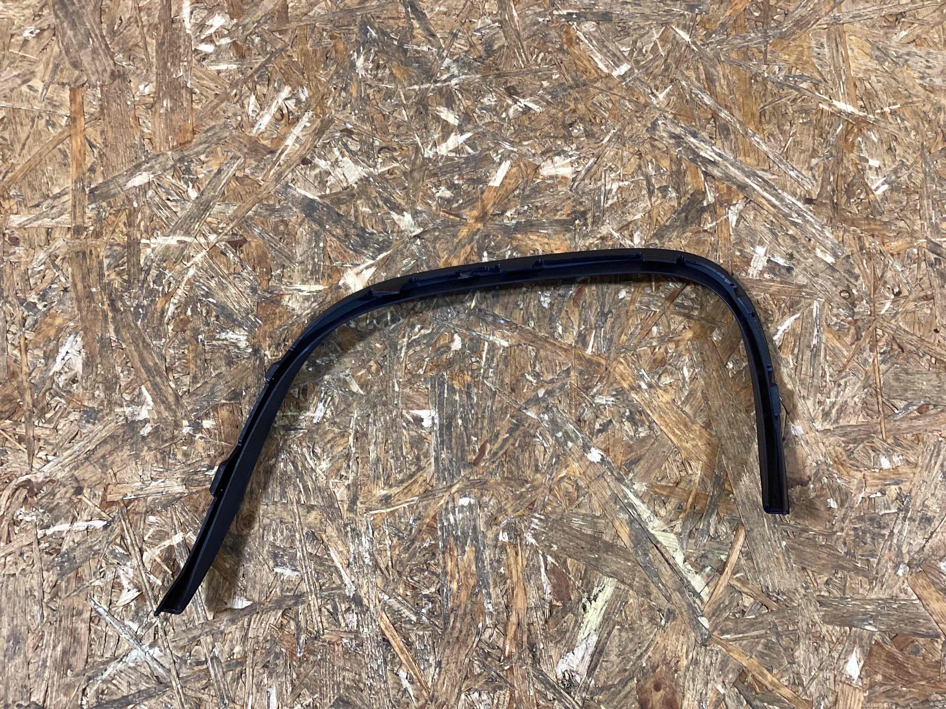 Заглушка, вставка (решетка) в бампер Porsche Macan 130326-137