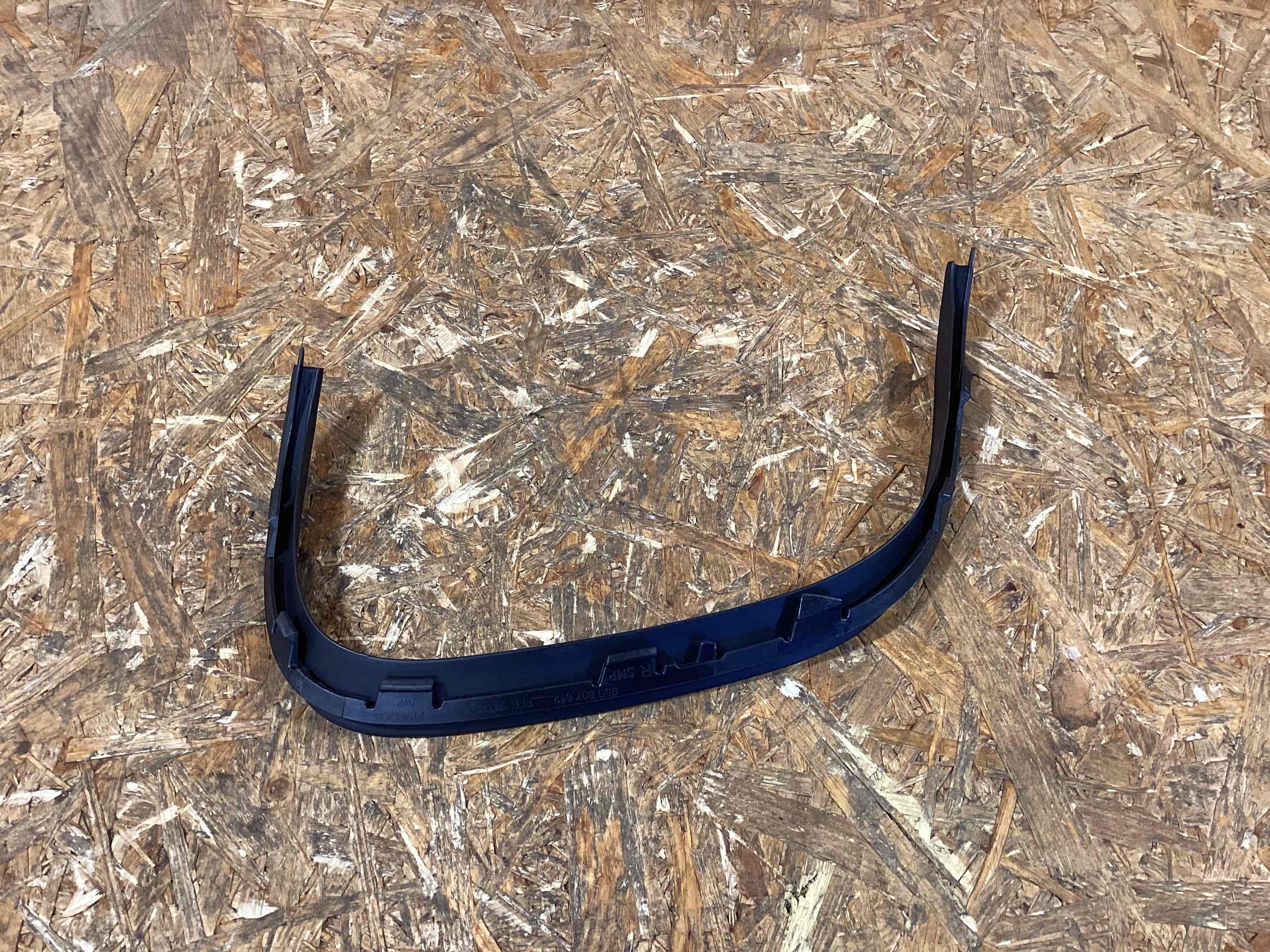 Заглушка, вставка (решетка) в бампер Porsche Macan 130326-137