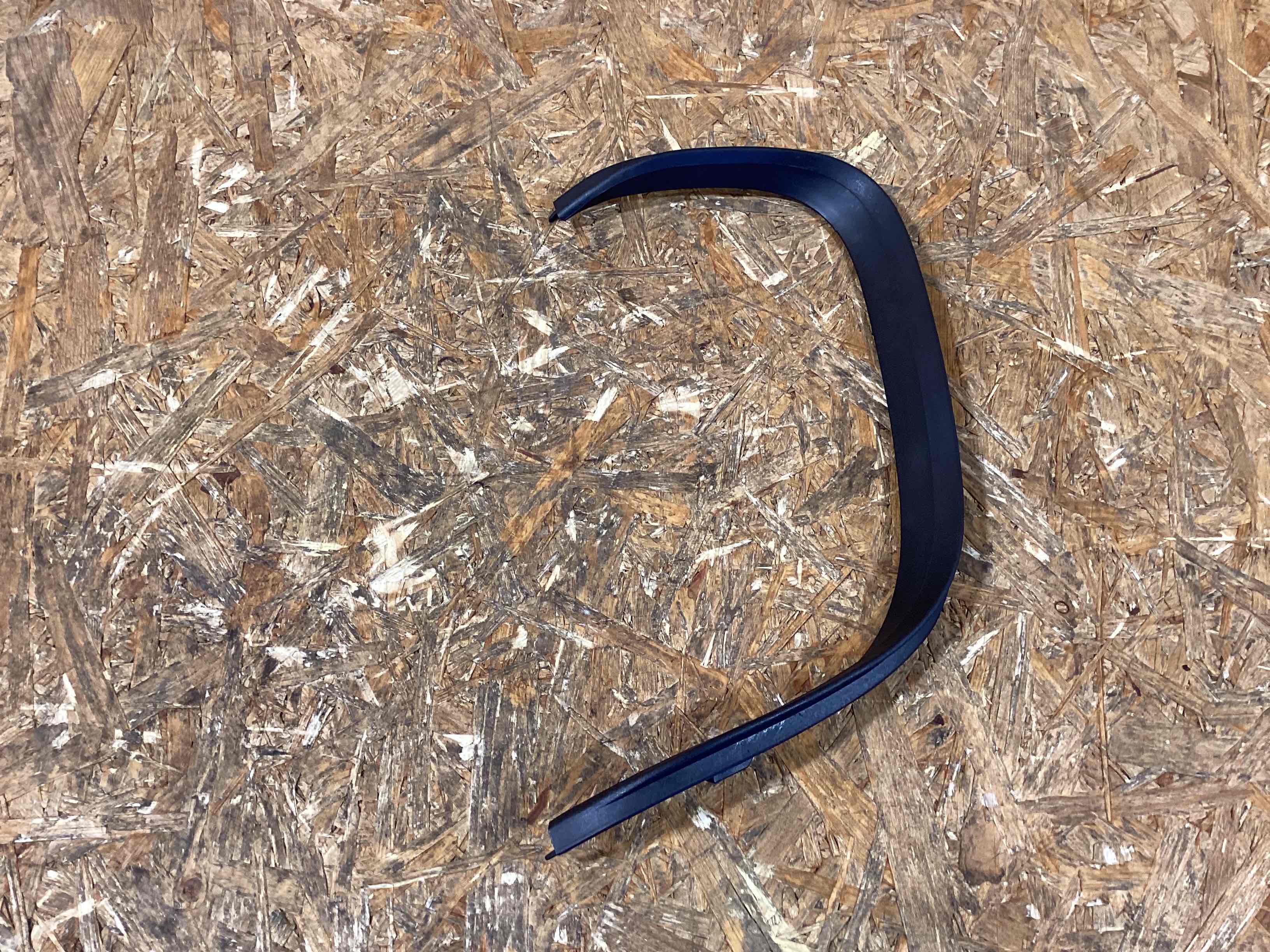 Заглушка, вставка (решетка) в бампер Porsche Macan 130326-137