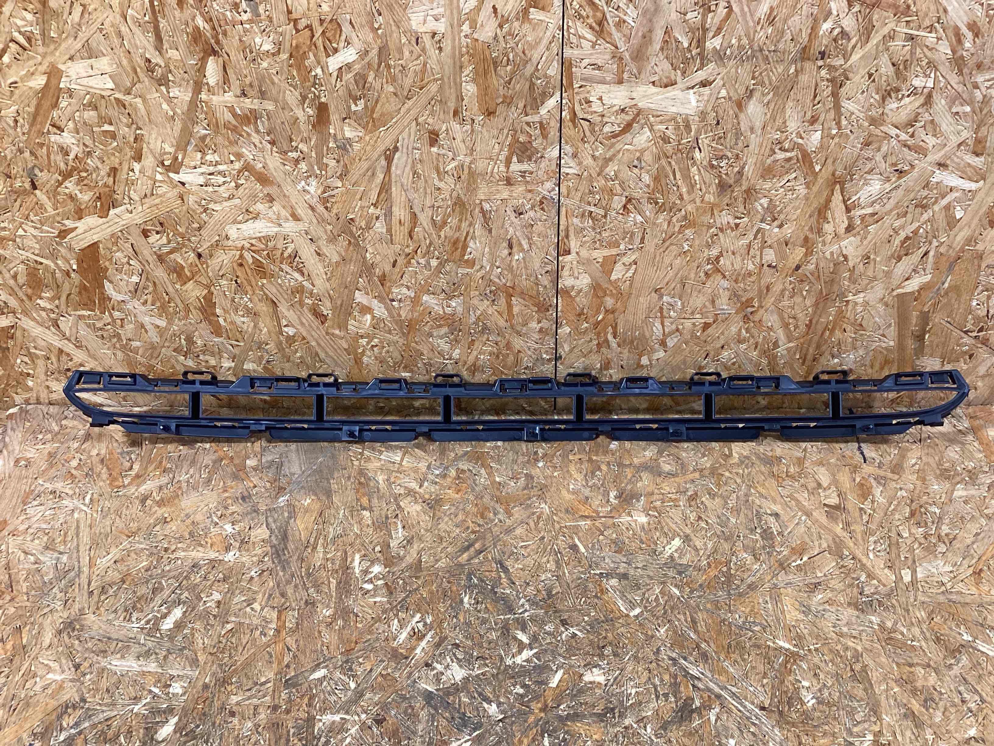 Заглушка, вставка (решетка) в бампер Porsche Macan 130326-145