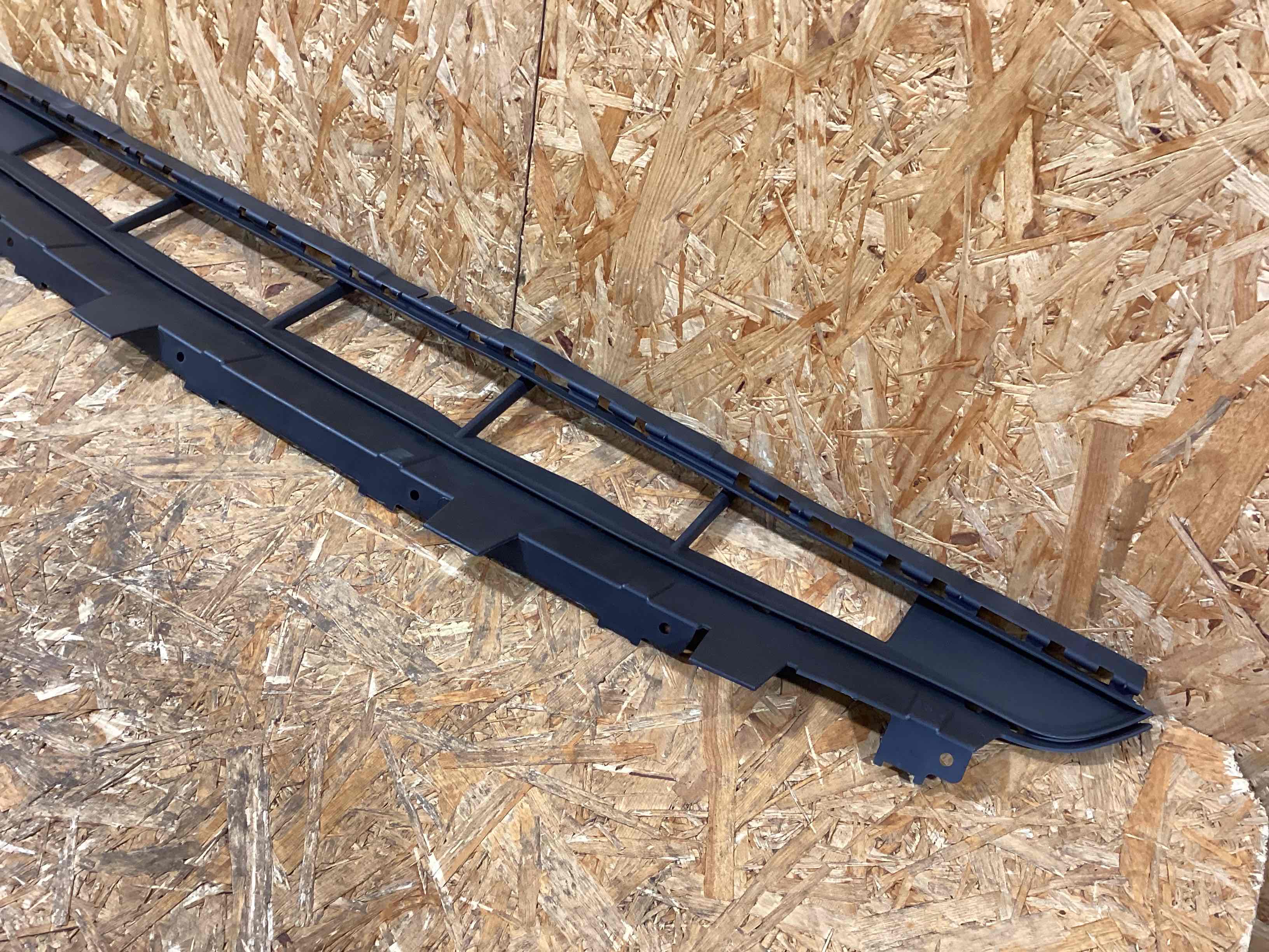 Заглушка, вставка (решетка) в бампер Porsche Cayenne 130326-146