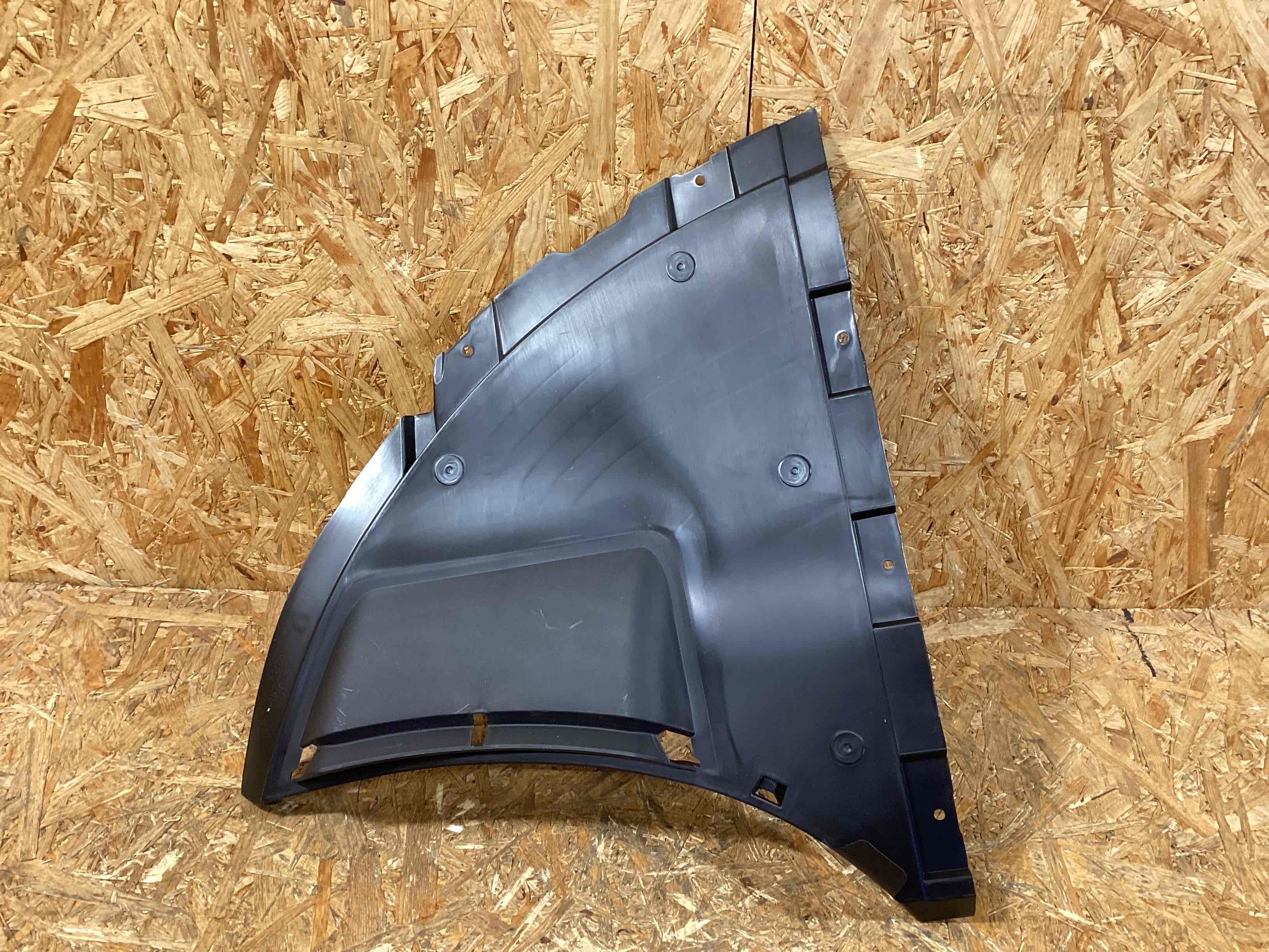 Защита арок передняя правая (подкрылок) Porsche Taycan 130326-148