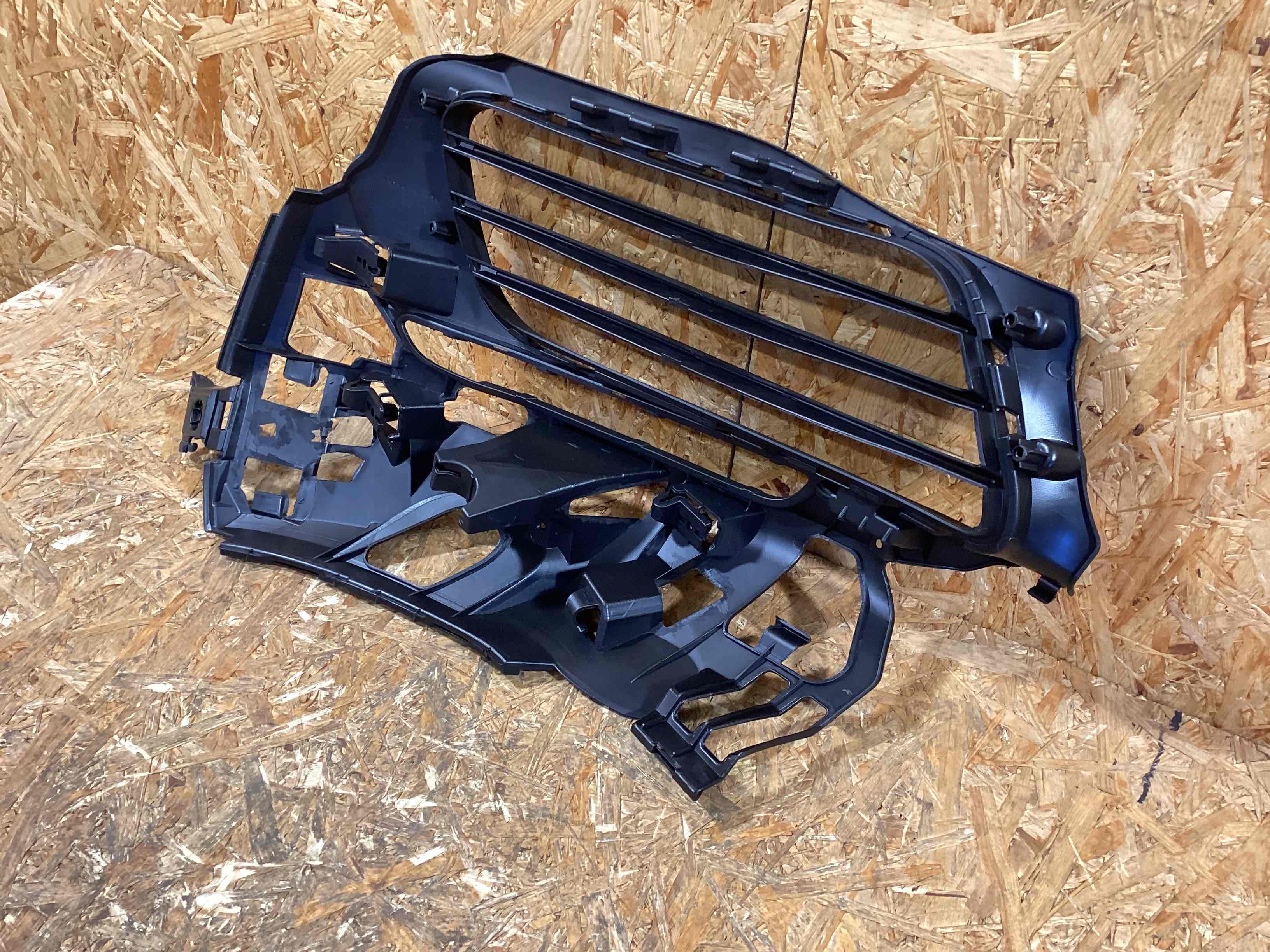 Заглушка, вставка (решетка) в бампер Porsche Boxster 718 130326-149