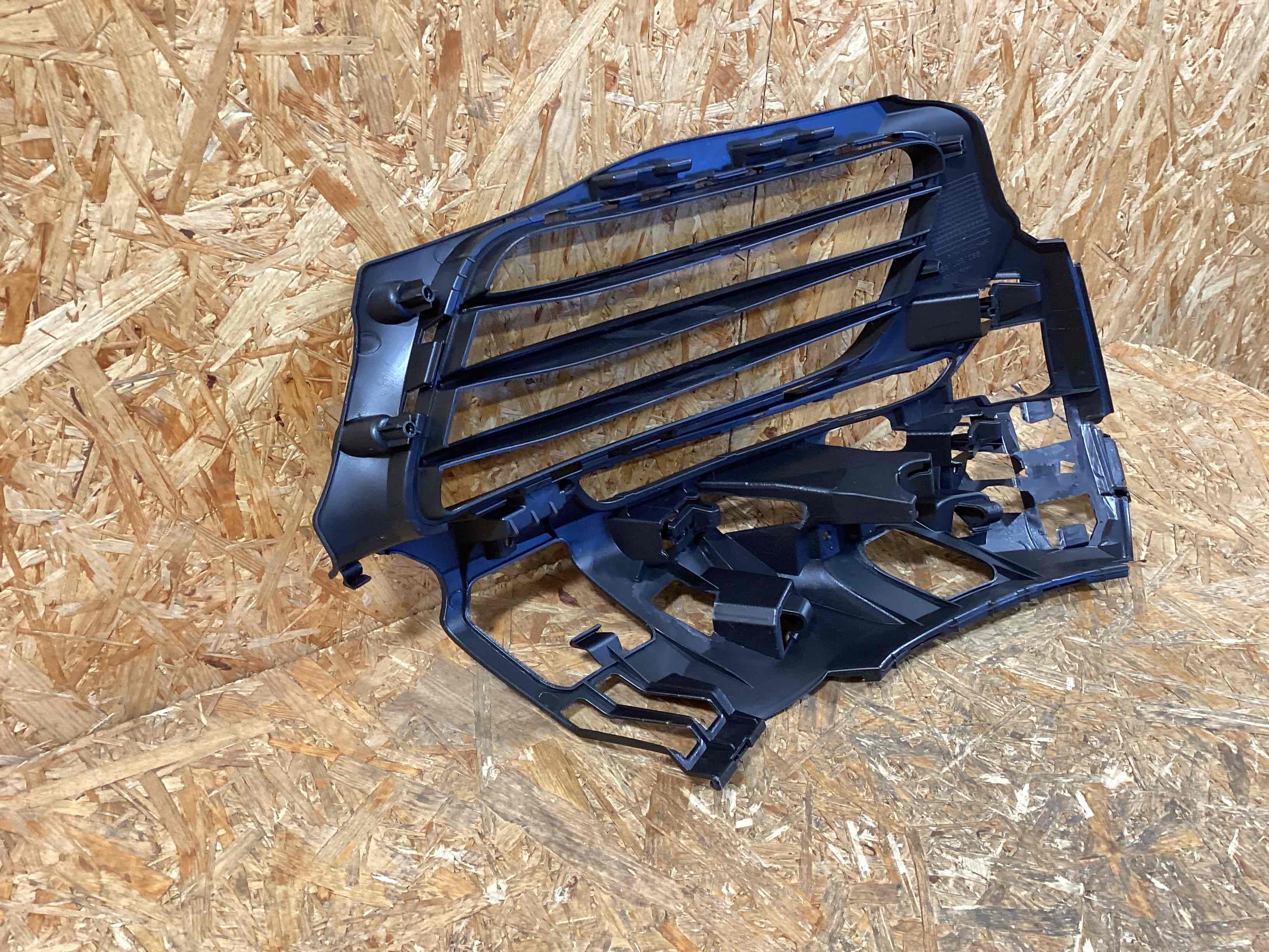 Заглушка, вставка (решетка) в бампер Porsche Boxster 718 130326-150