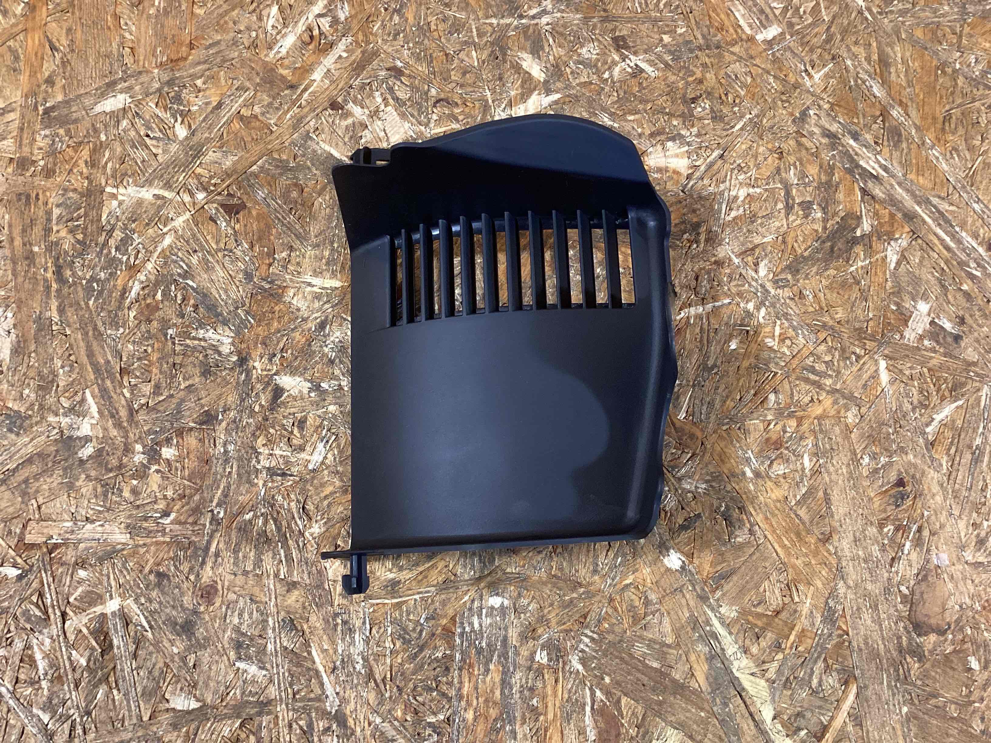 Воздуховод Porsche Macan 130326-155