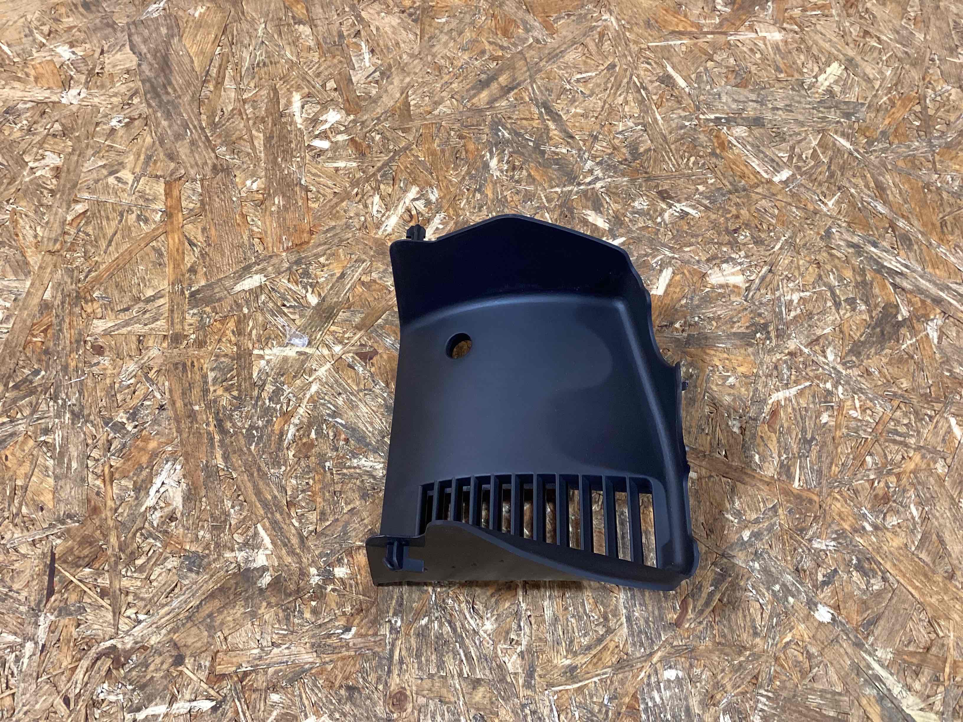 Воздуховод Porsche Macan 130326-158