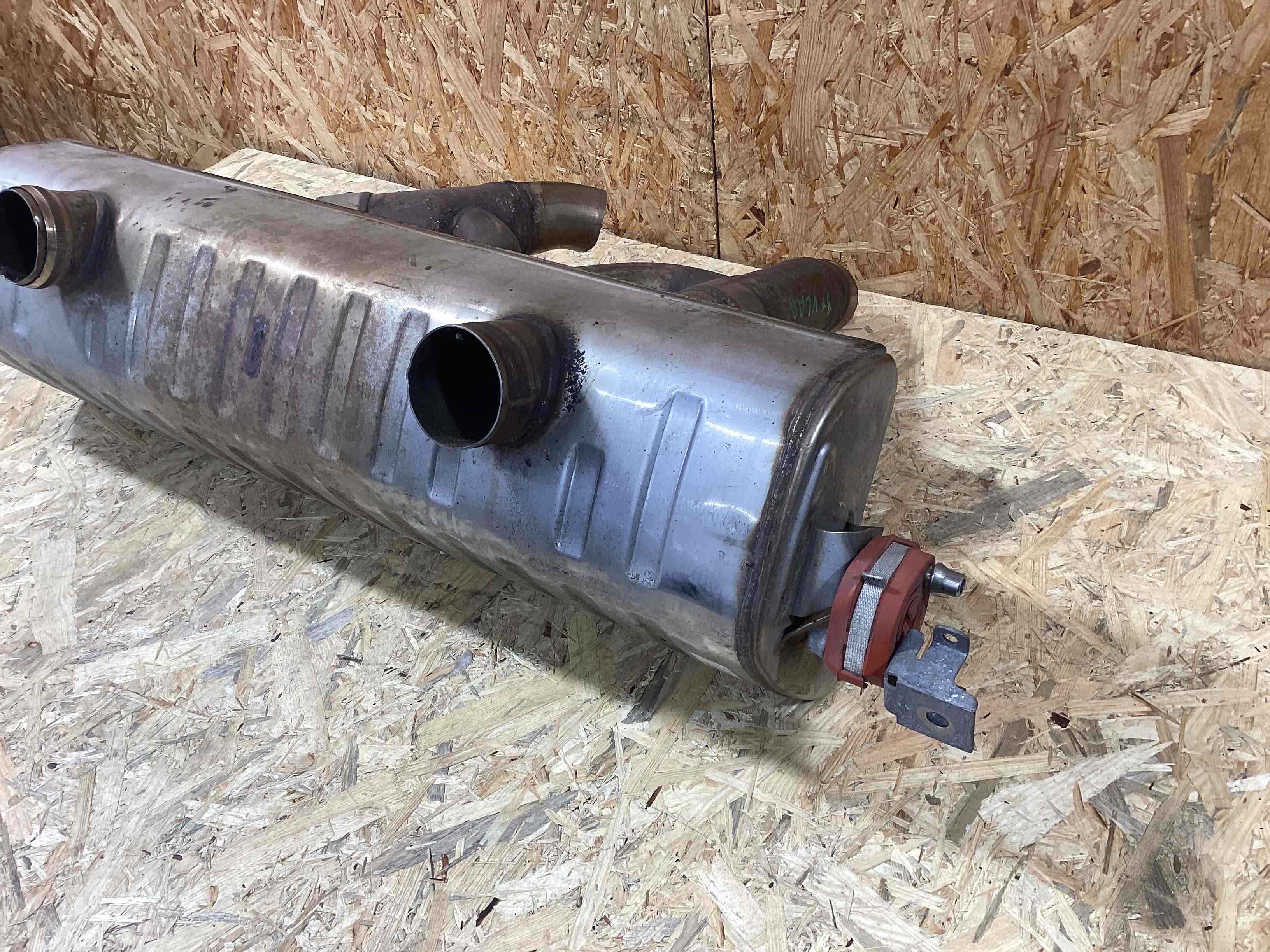 Глушитель Porsche Cayenne 130426-103