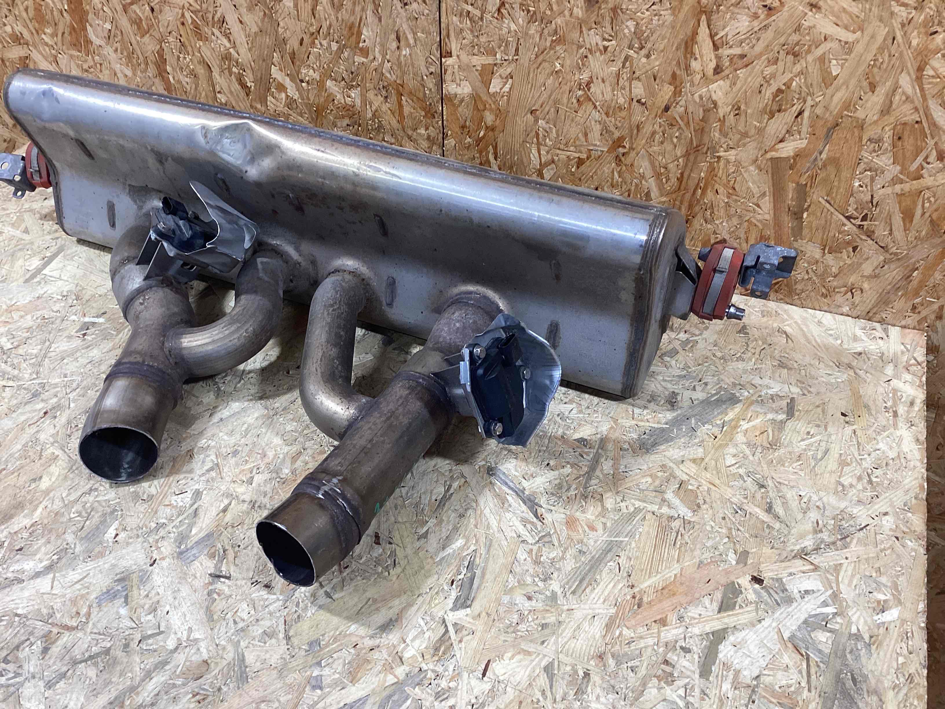 Глушитель Porsche Cayenne 130426-103