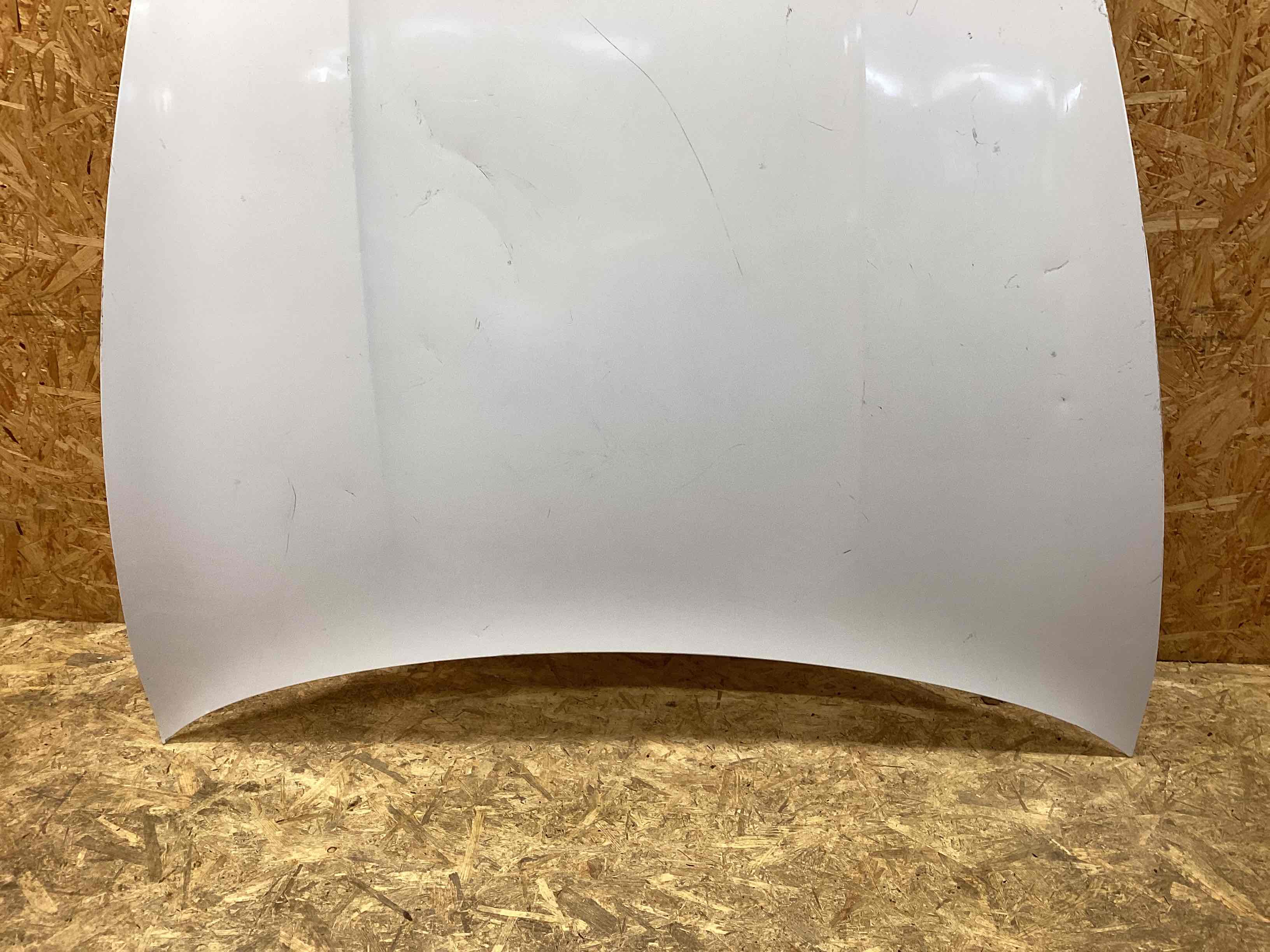 Капот Porsche Taycan 130426-104