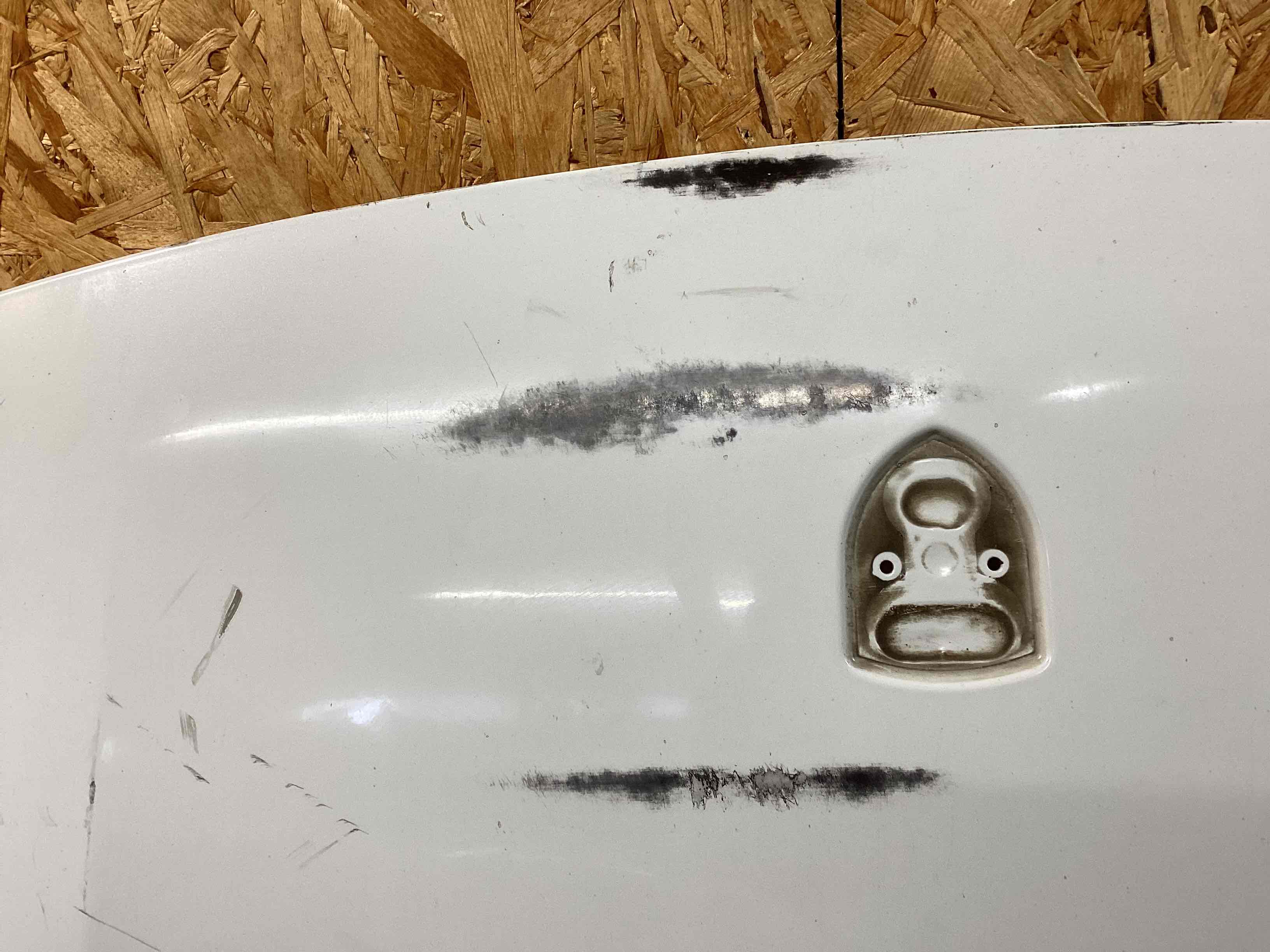 Капот Porsche Taycan 130426-104