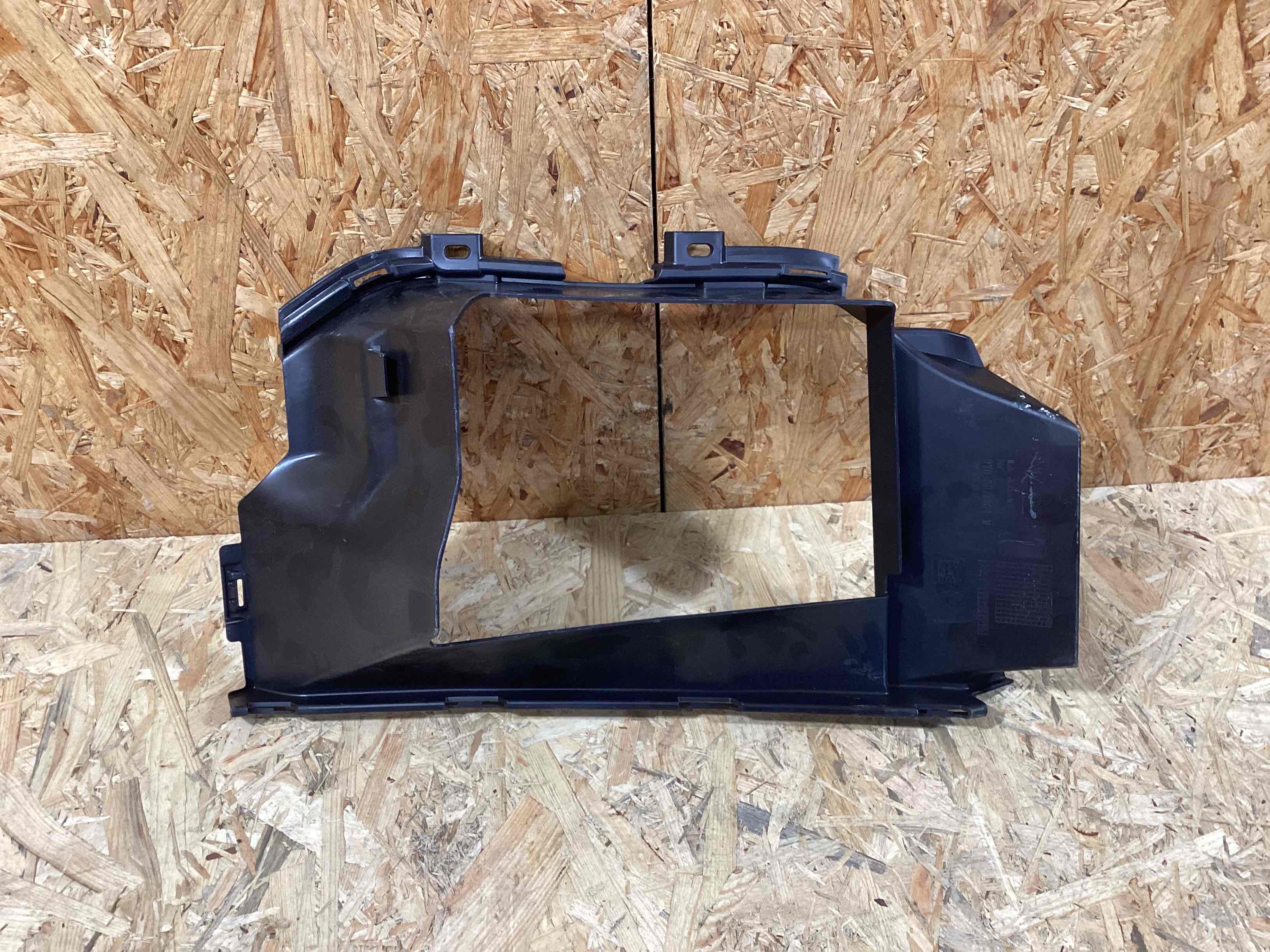 Воздуховод Porsche Cayenne 130426-105