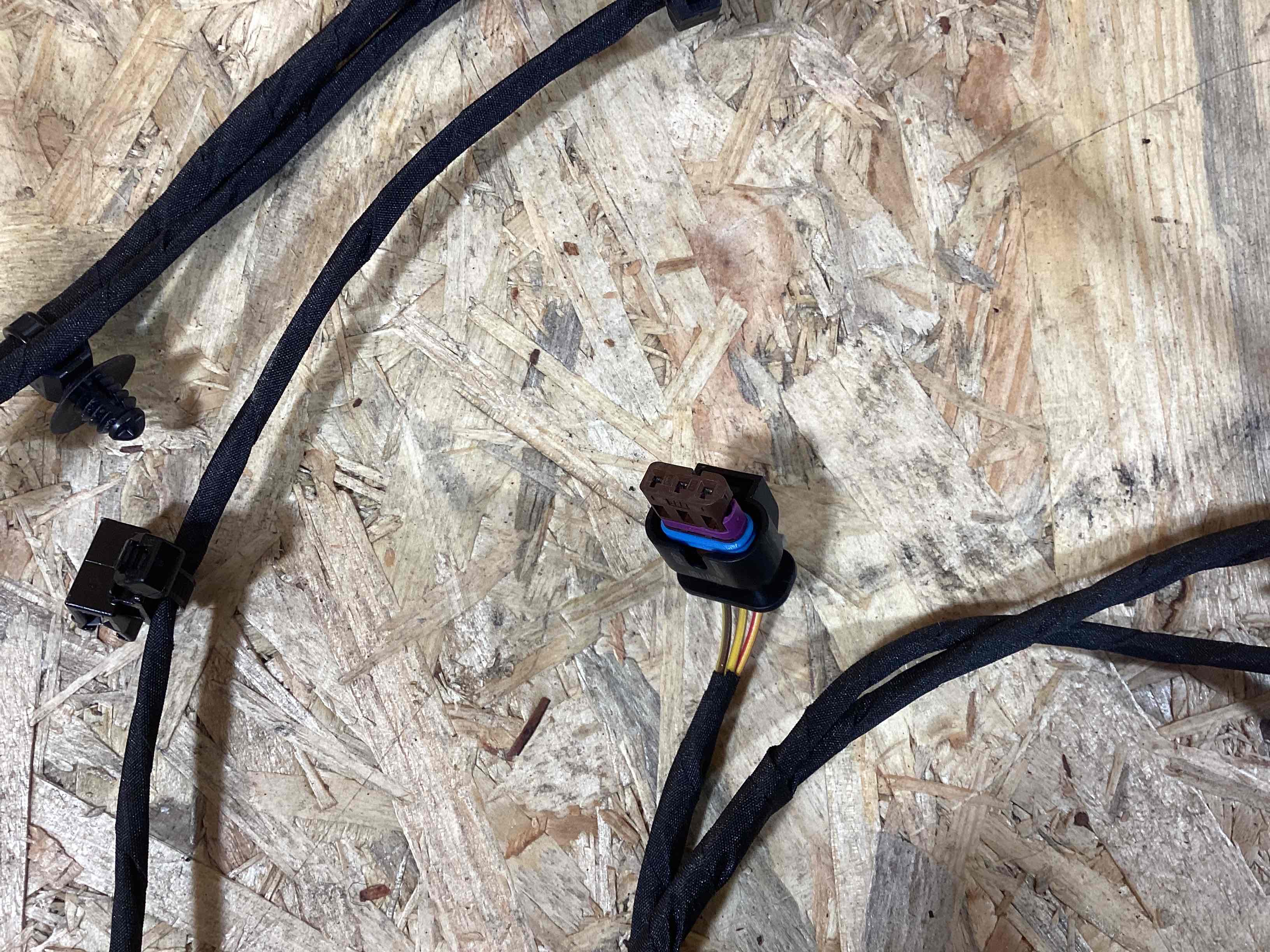 Электропроводка (коса) Porsche Macan 130426-107