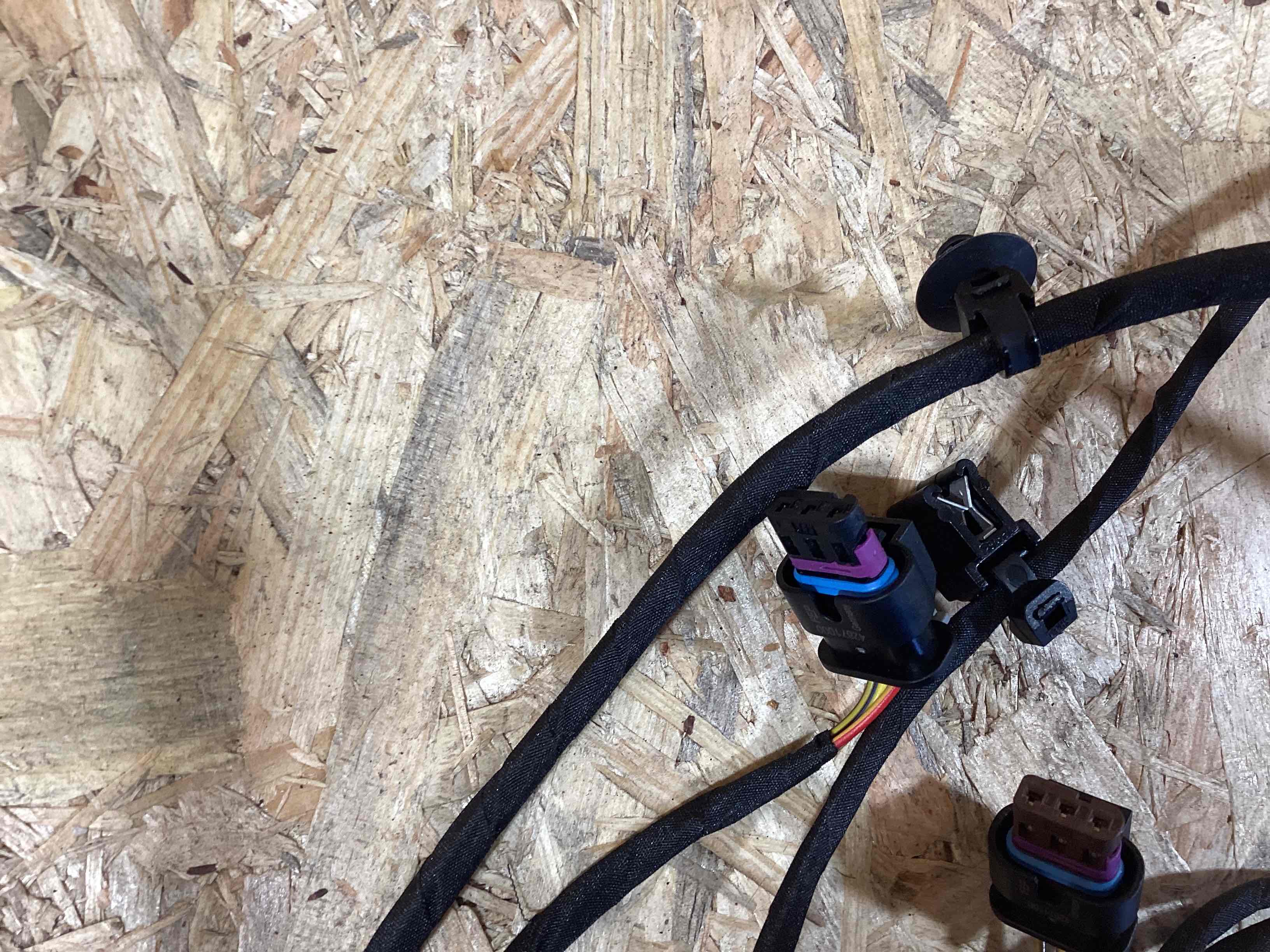 Электропроводка (коса) Porsche Macan 130426-107