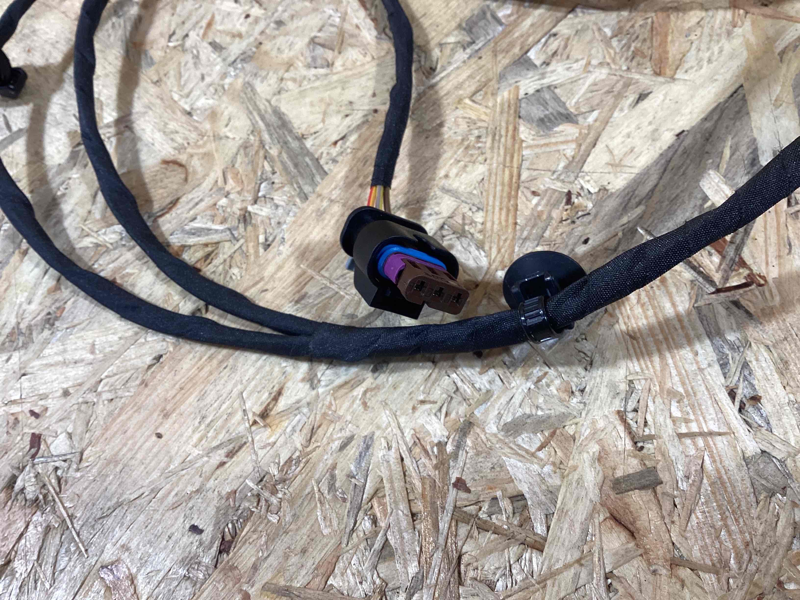 Электропроводка (коса) Porsche Macan 130426-108