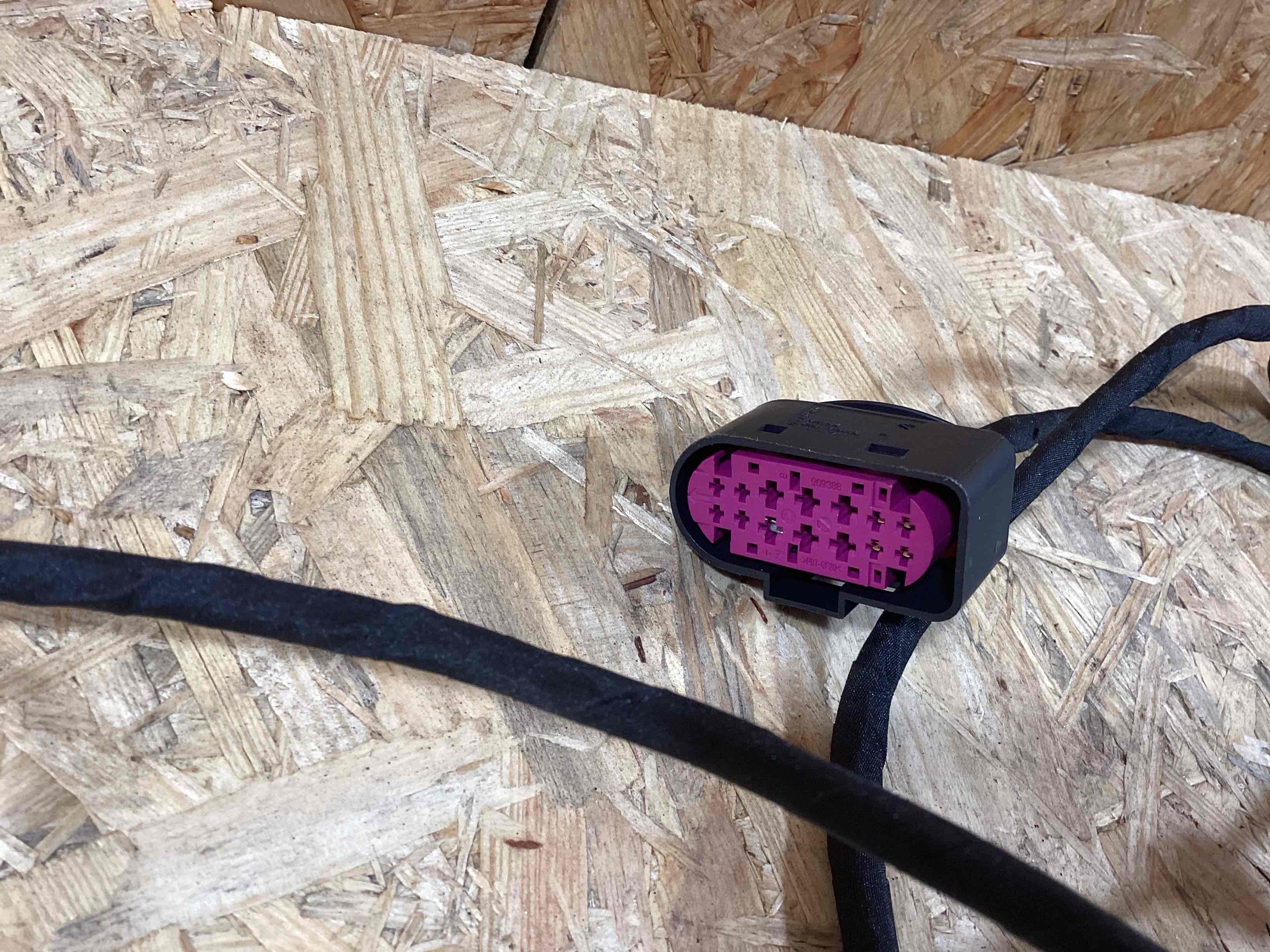 Электропроводка (коса) Porsche Macan 130426-108