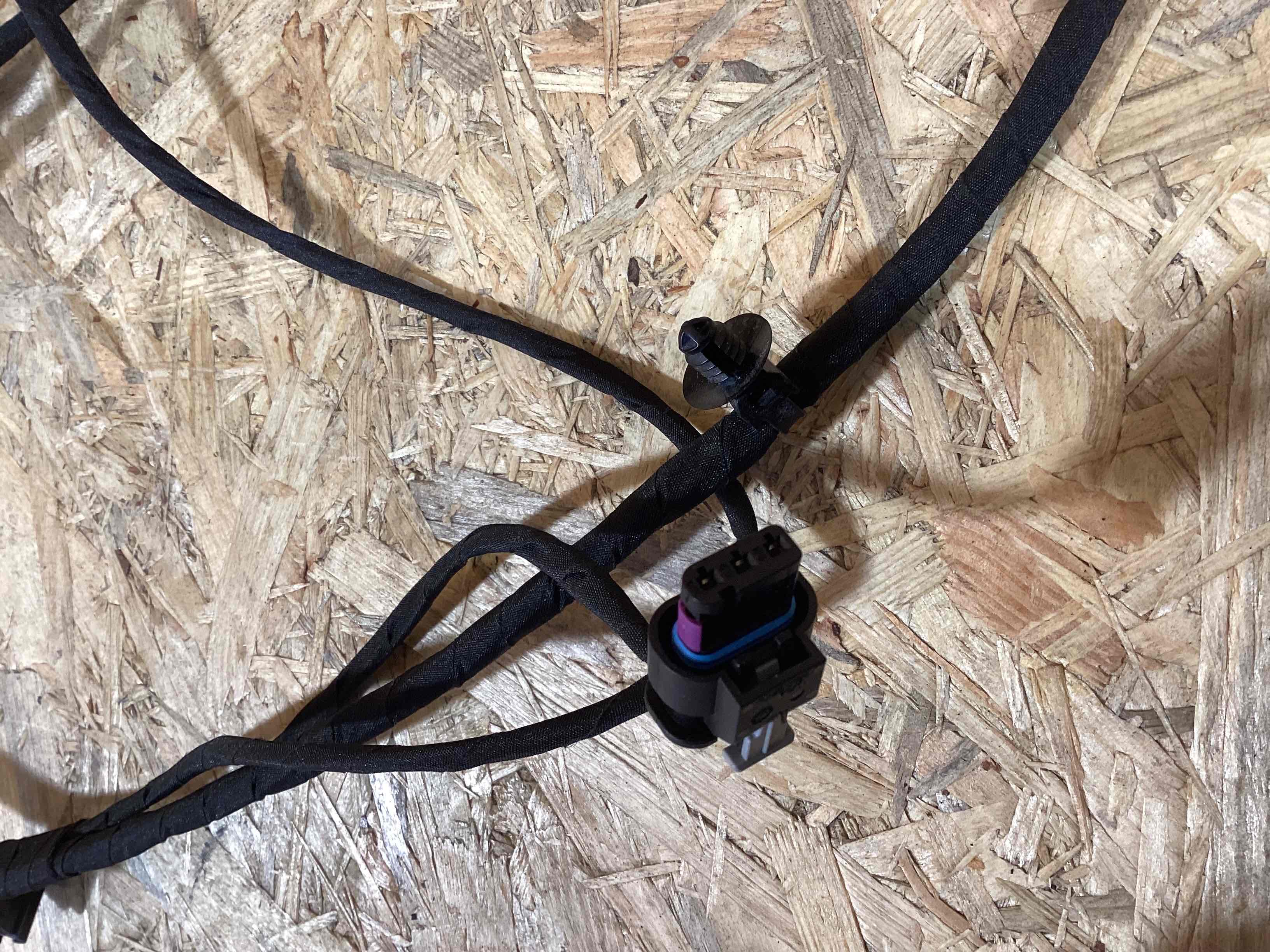 Электропроводка (коса) Porsche Macan 130426-108