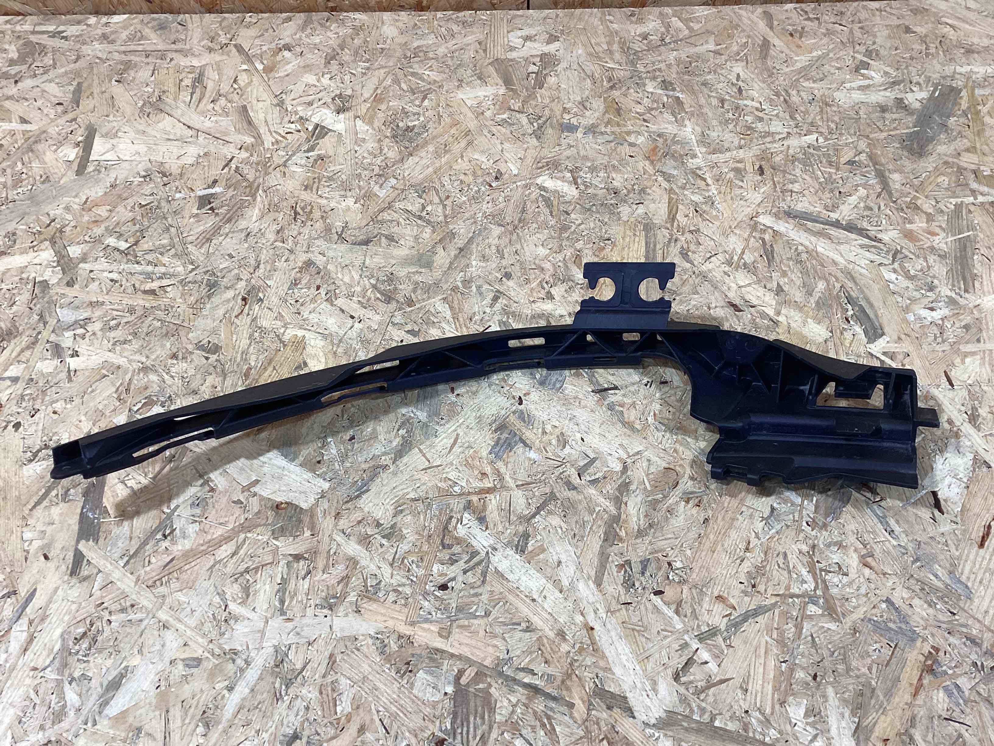 Крепление бампера Porsche 911 130426-109