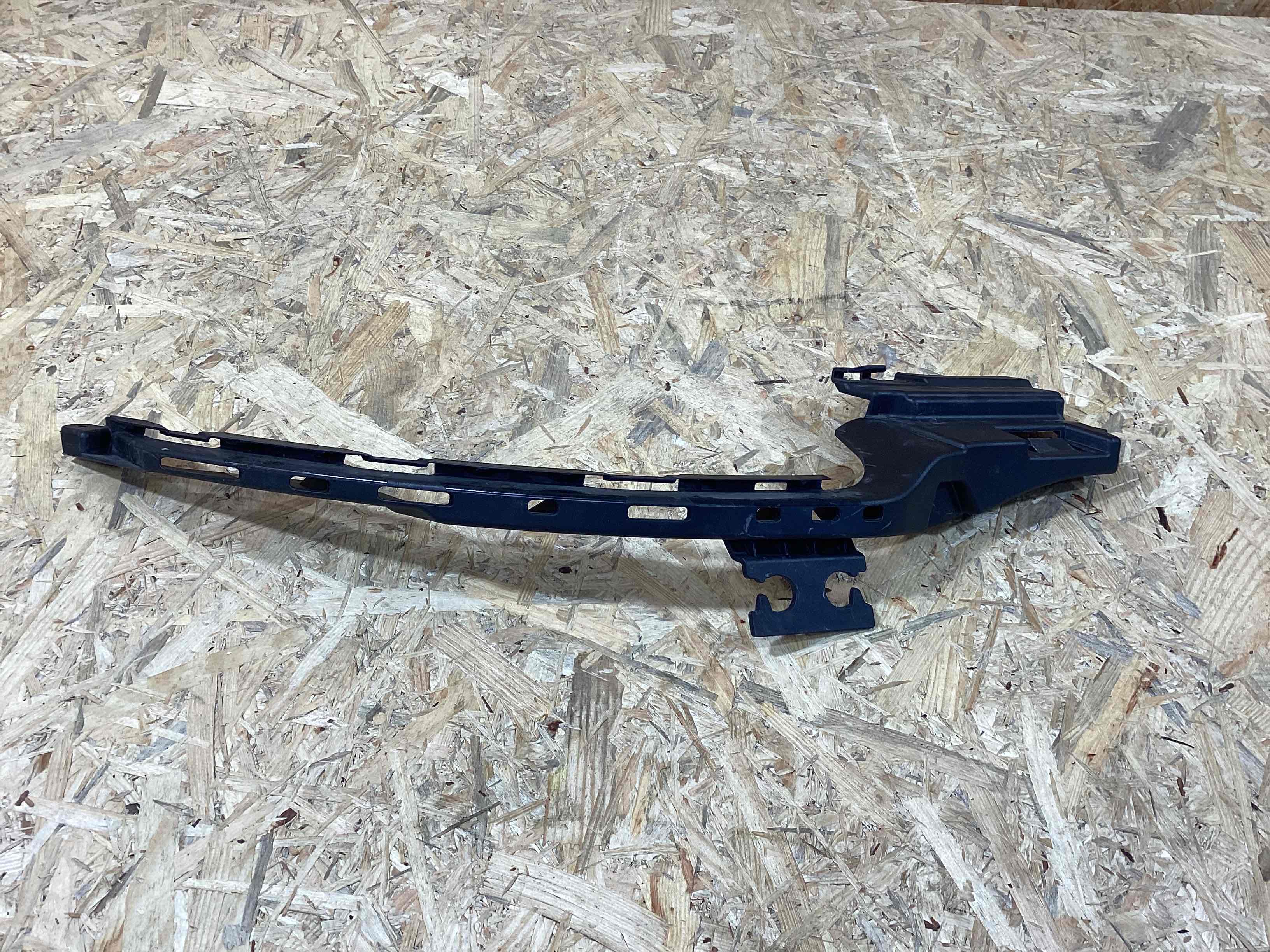 Крепление бампера Porsche 911 130426-109