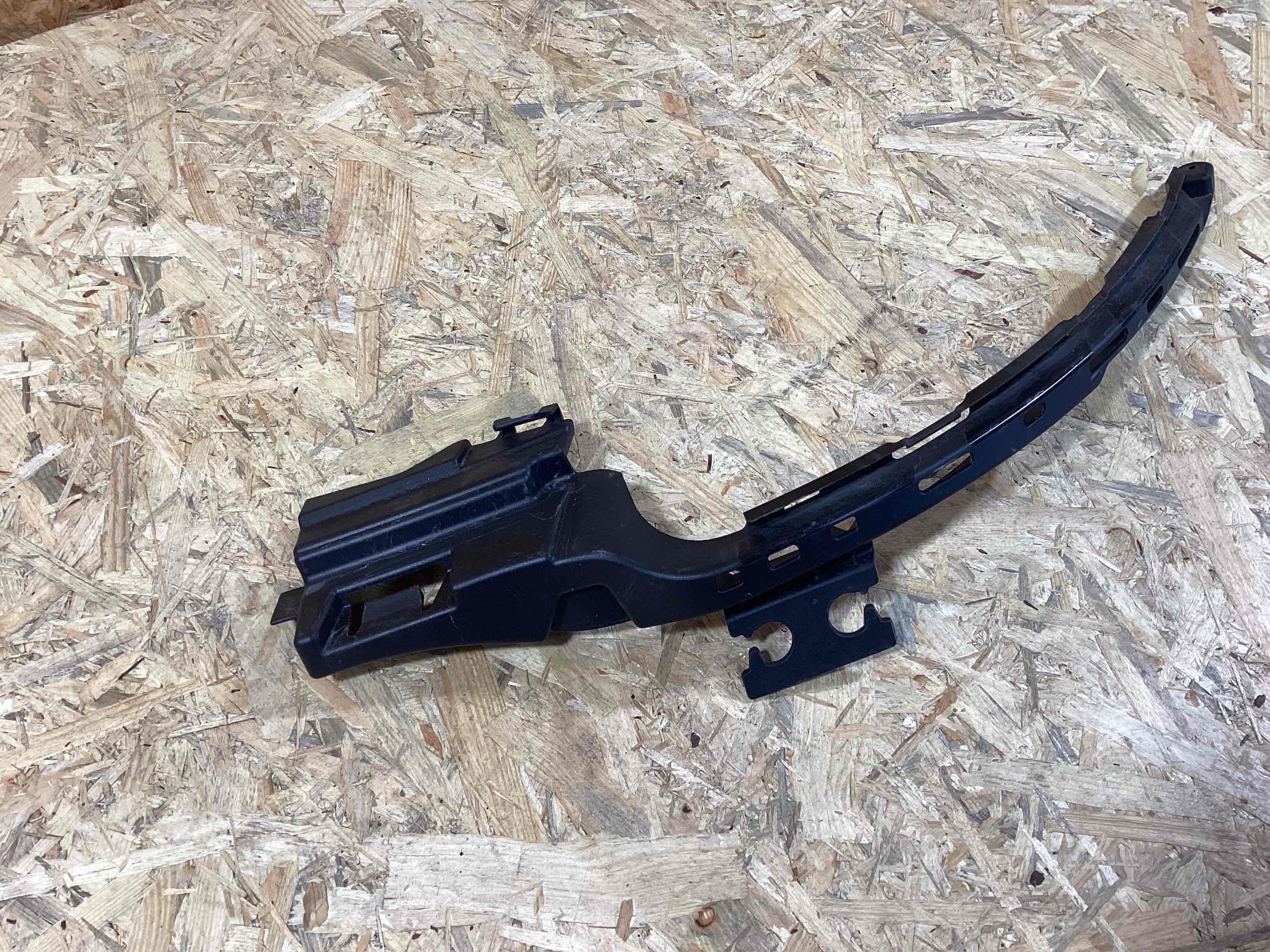 Крепление бампера Porsche 911 130426-110