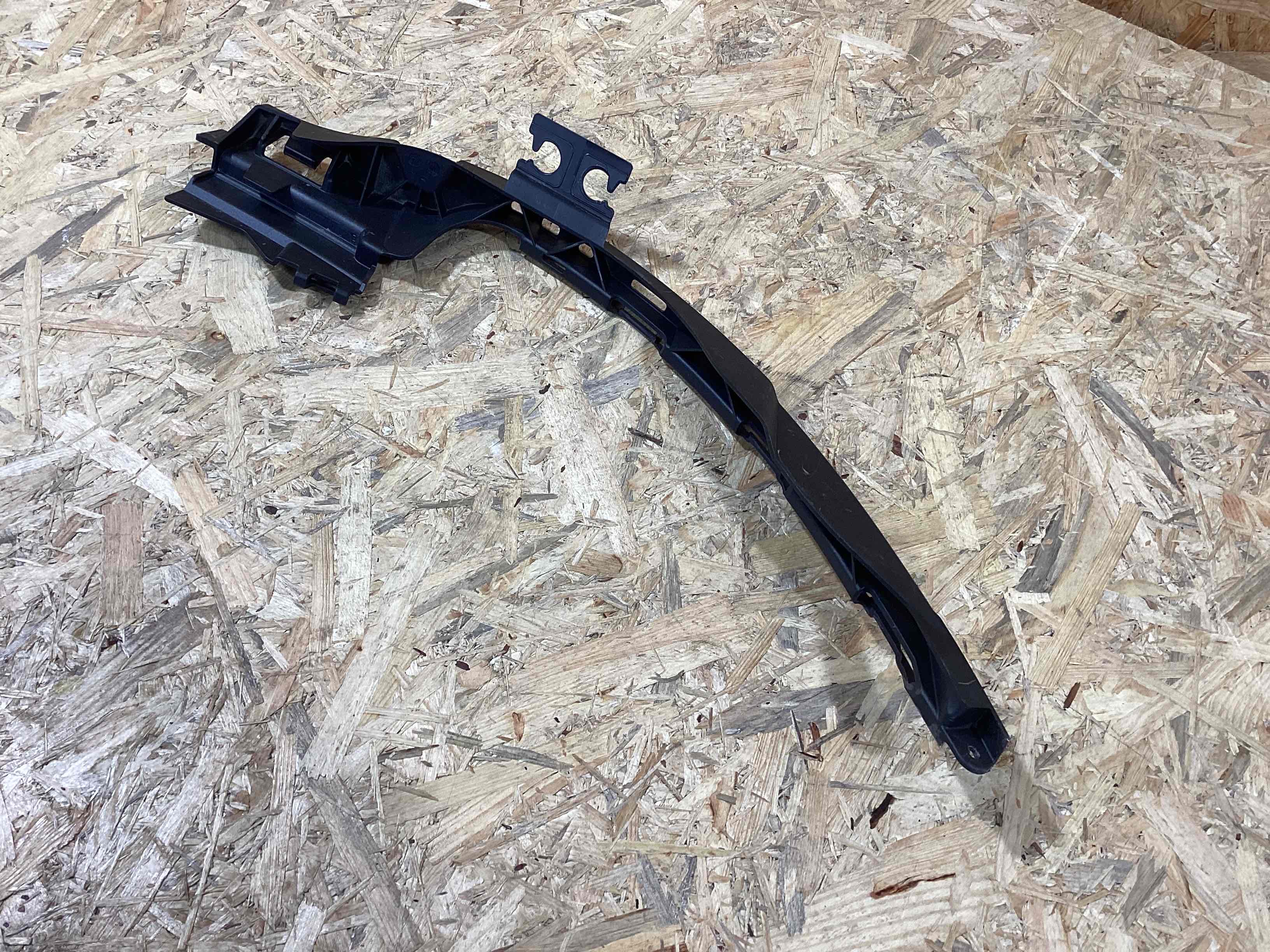 Крепление бампера Porsche 911 130426-110