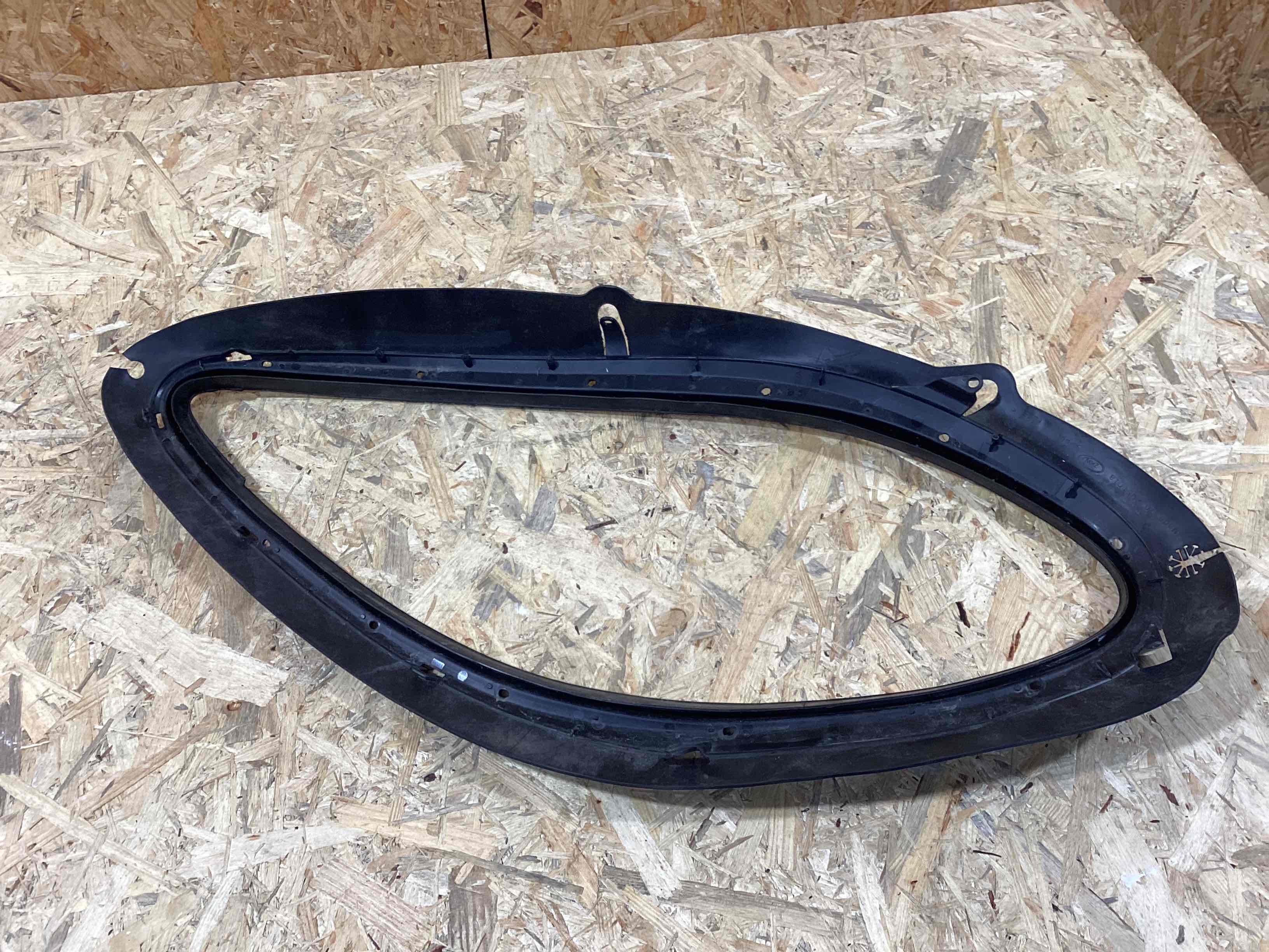 Уплотнитель, хомут Porsche Macan 130426-111