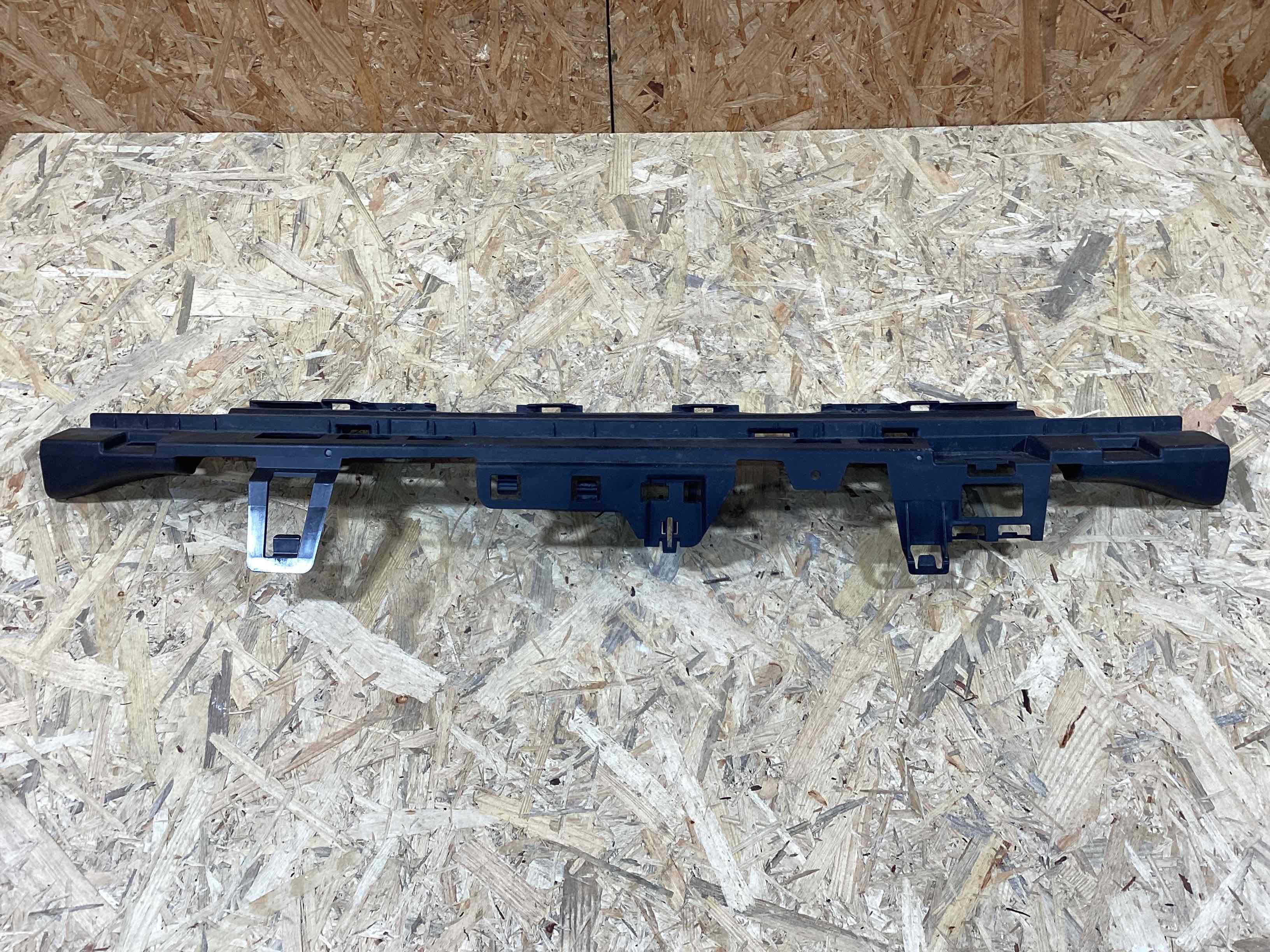 Крепление бампера Porsche 911 130426-119