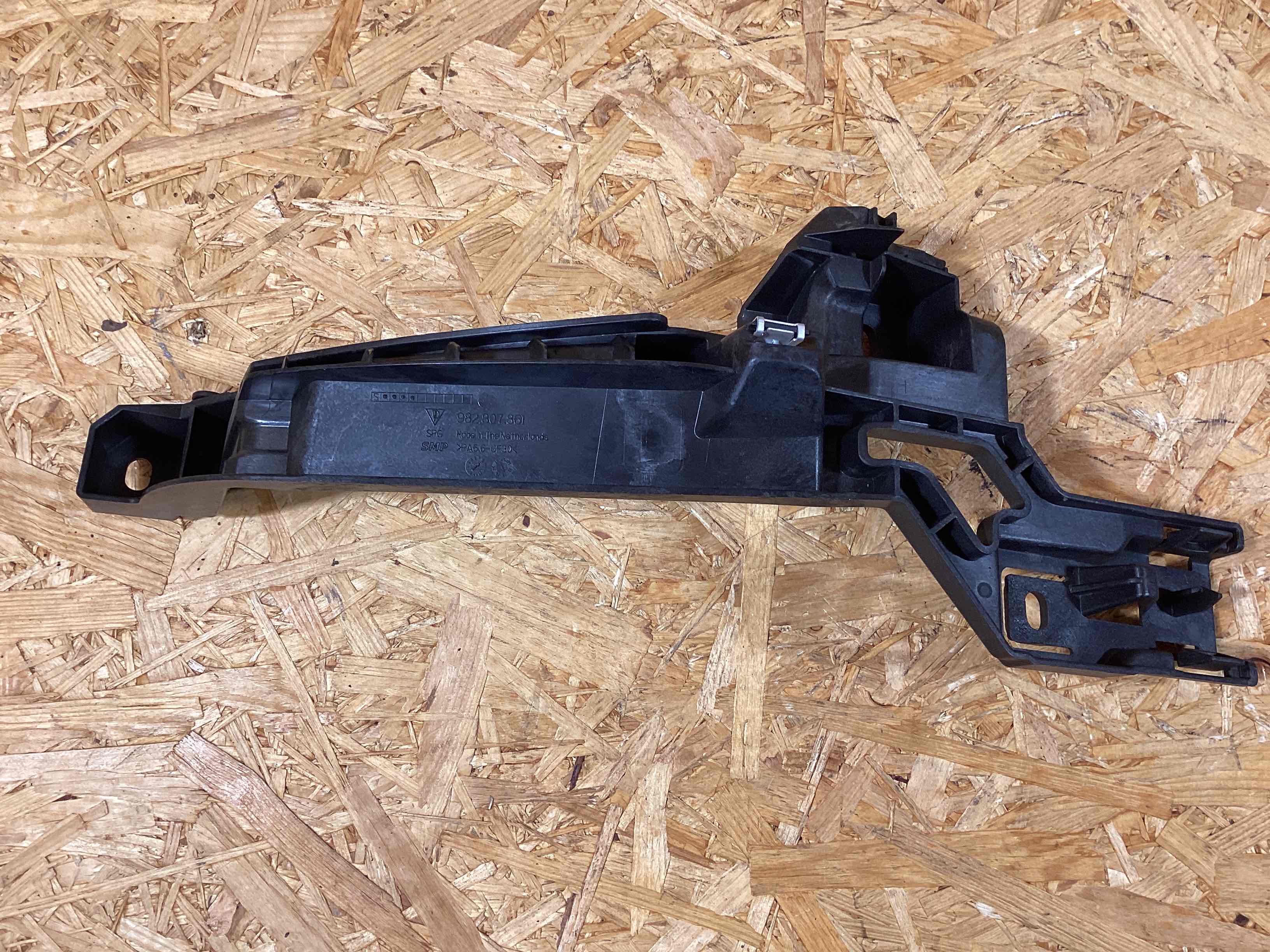 Крепление, кронштейн Porsche Boxter 718 130525-172