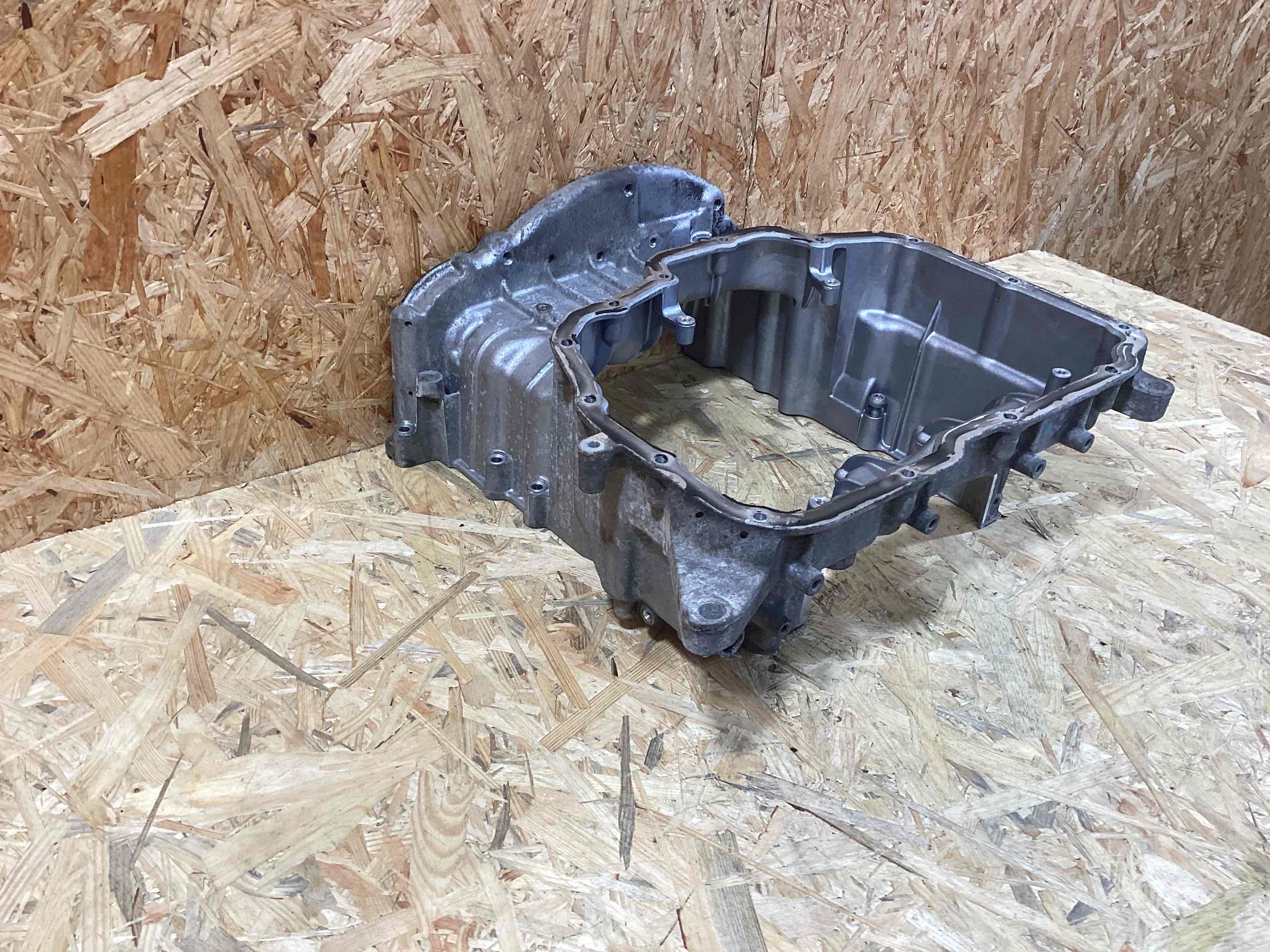 Поддон масляный Porsche Cayenne 130526-120