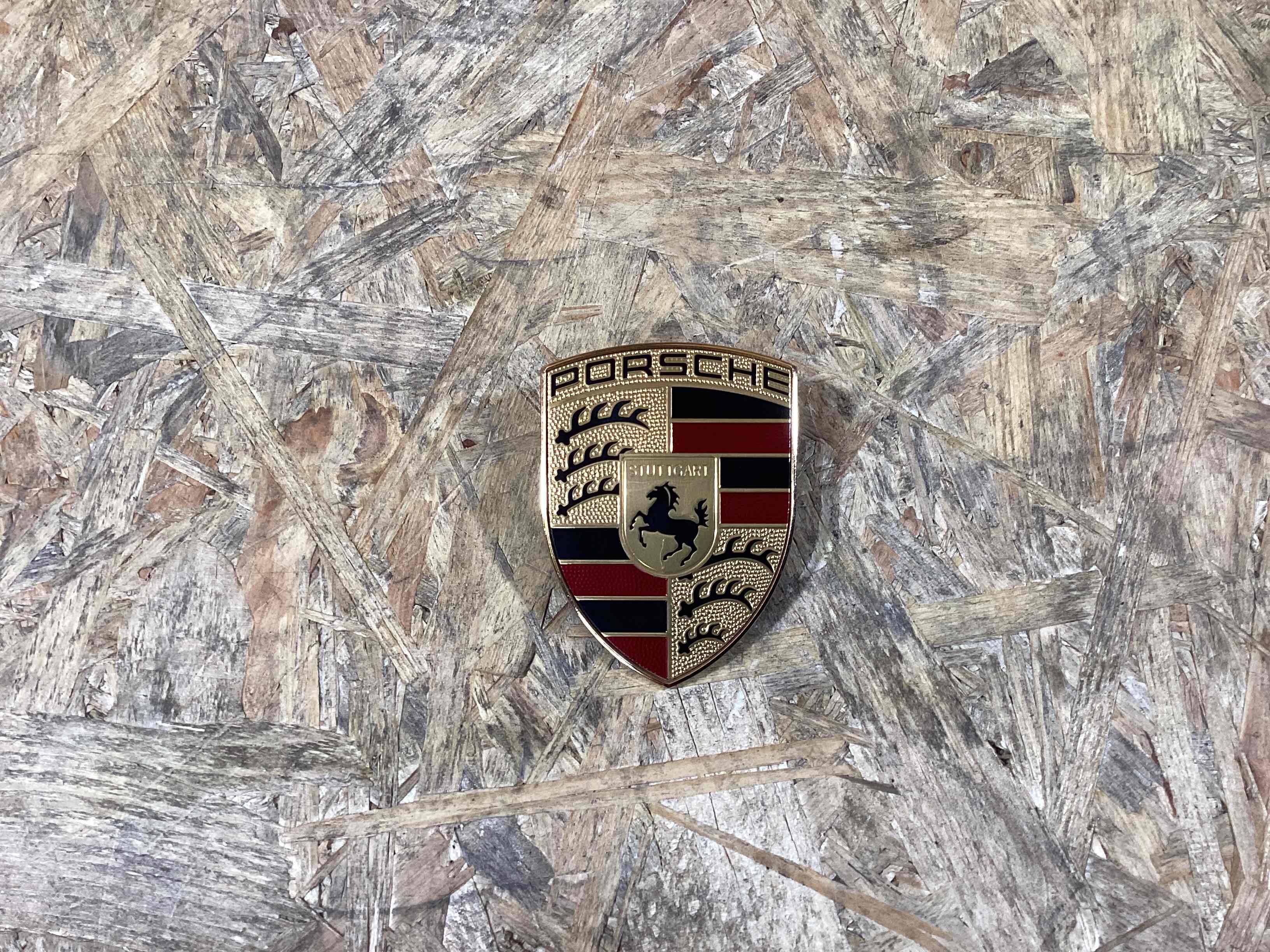 Молдинг капота, накладка, решетка на капот Porsche Macan 130726-101