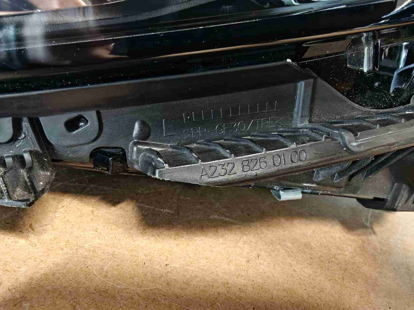 Фара правая Mercedes SL (R232) 130826-201