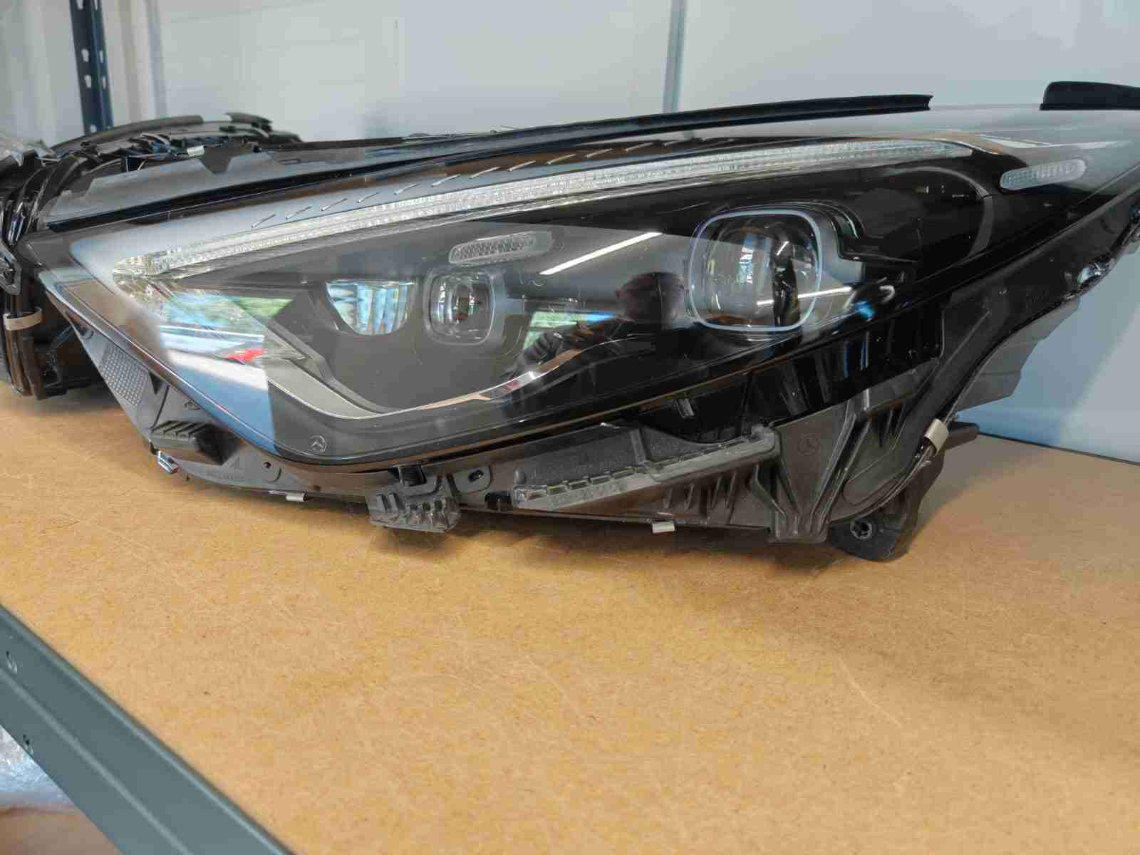 Фара левая Mercedes SL (R232) 130826-202