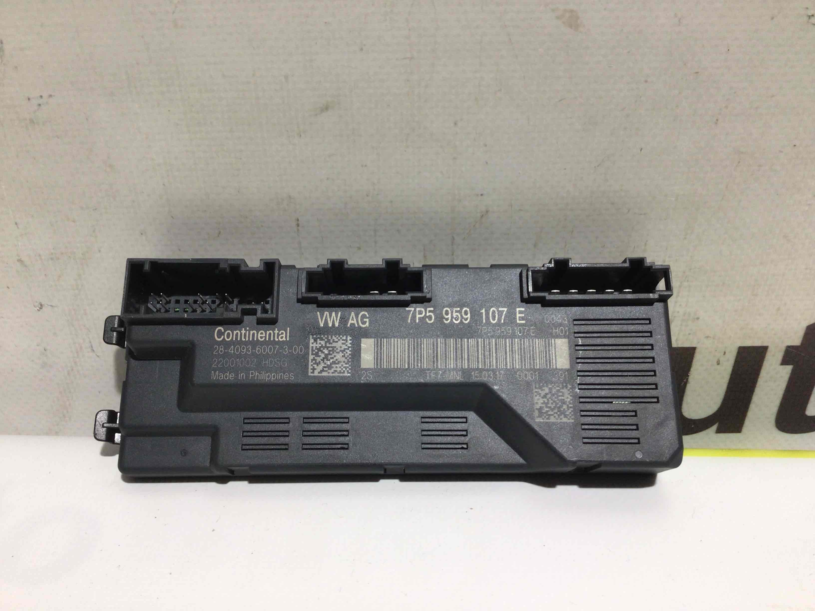 Блок управления (другие) Porsche Macan 131025-008