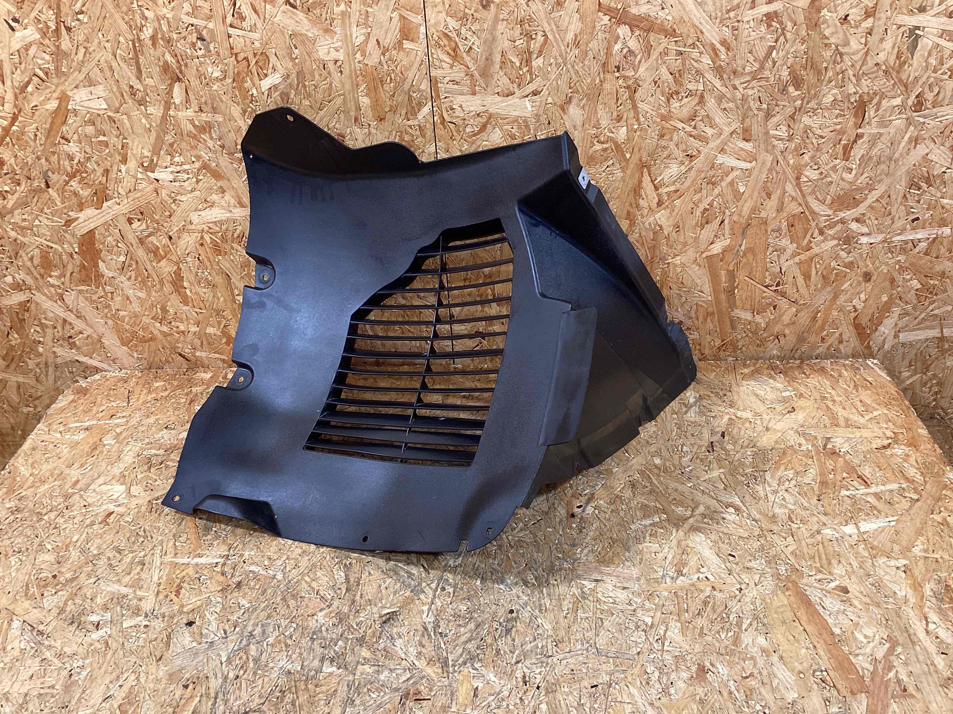 Защита арок передняя левая (подкрылок) Porsche Panamera 131025-101