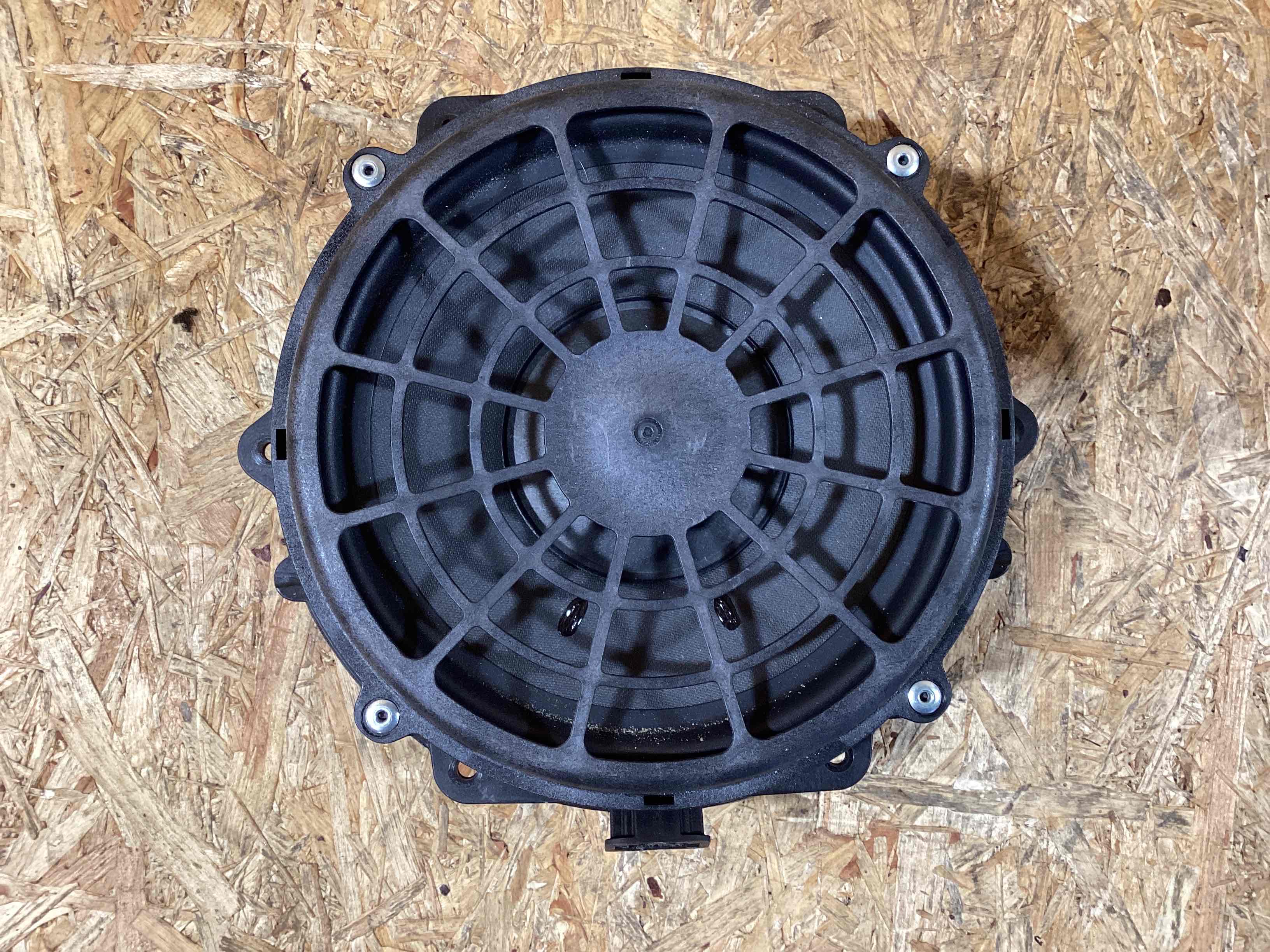 Динамик Porsche 911 131025-109