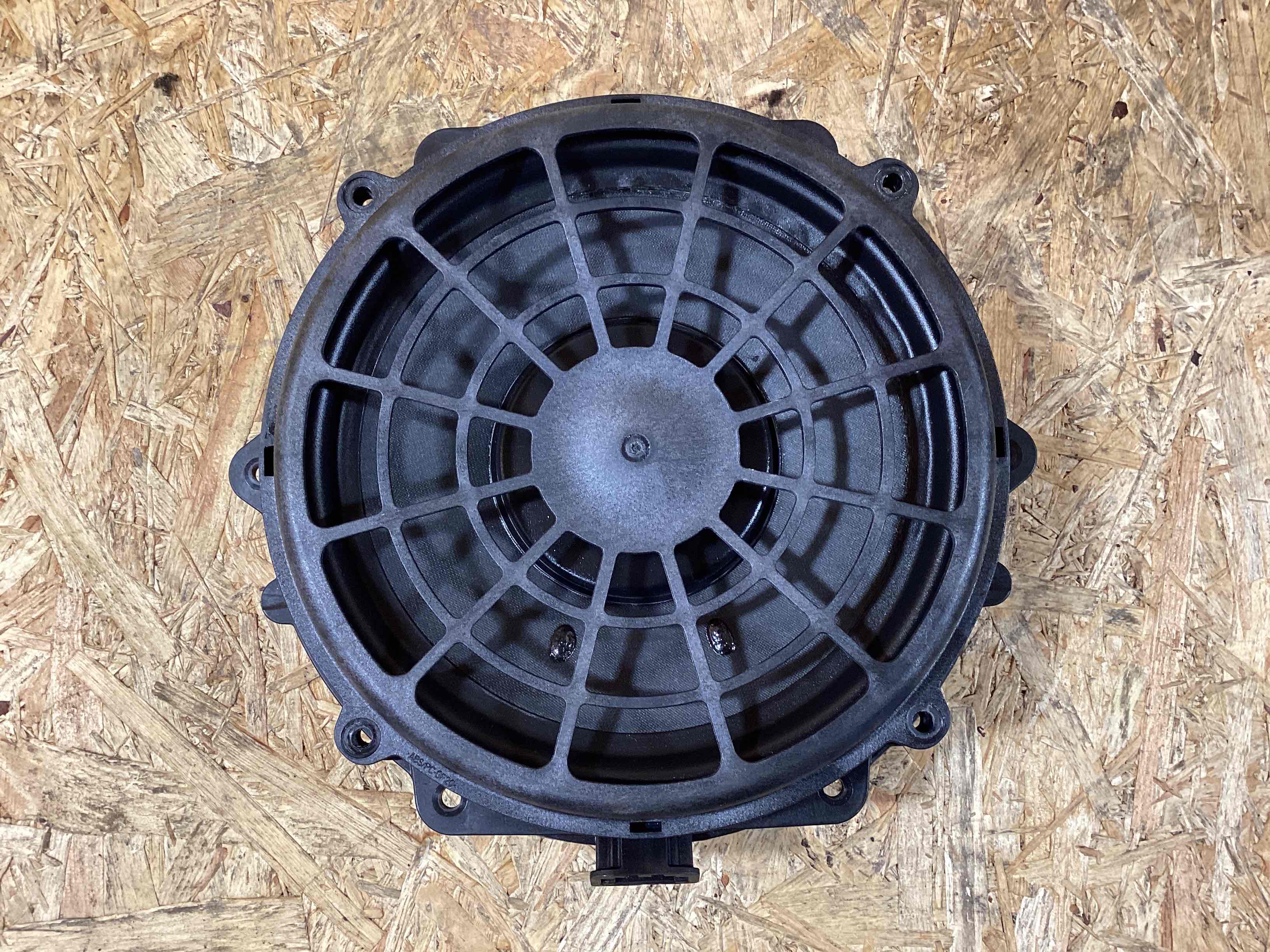 Динамик Porsche 911 131025-110