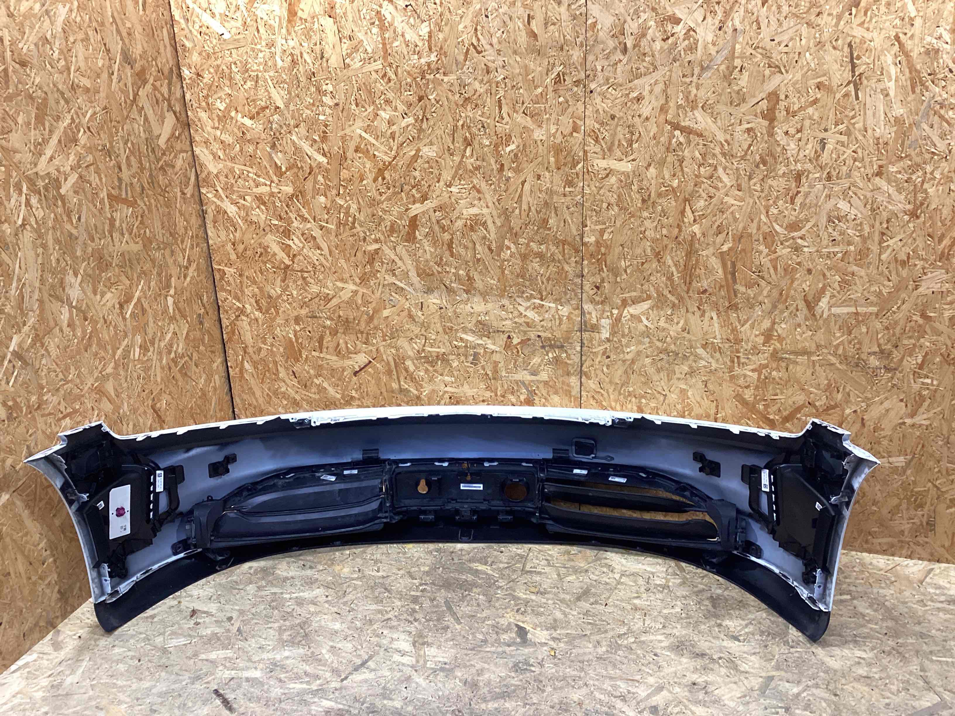 Бампер передний Porsche Taycan 131025-116