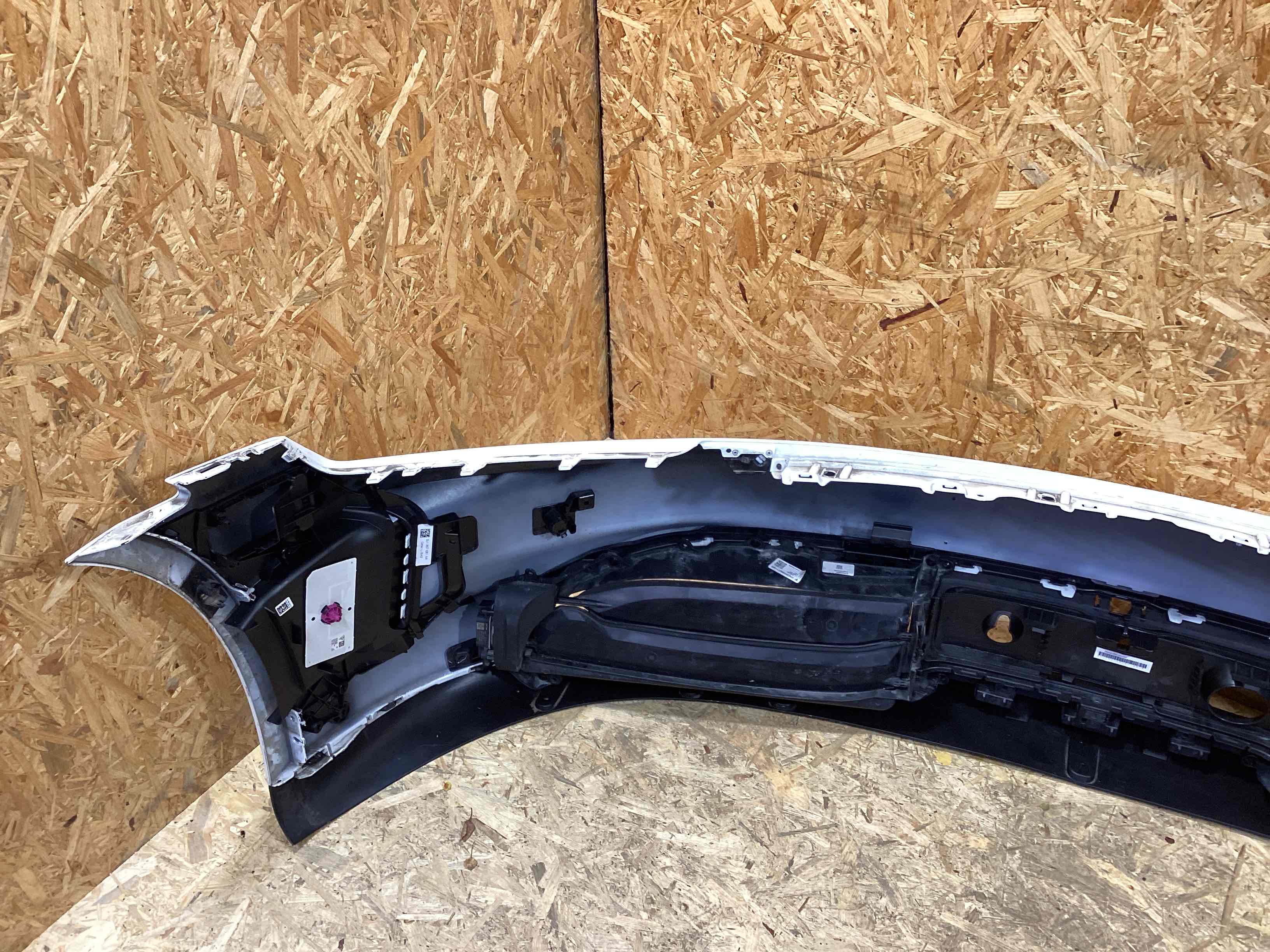 Бампер передний Porsche Taycan 131025-116