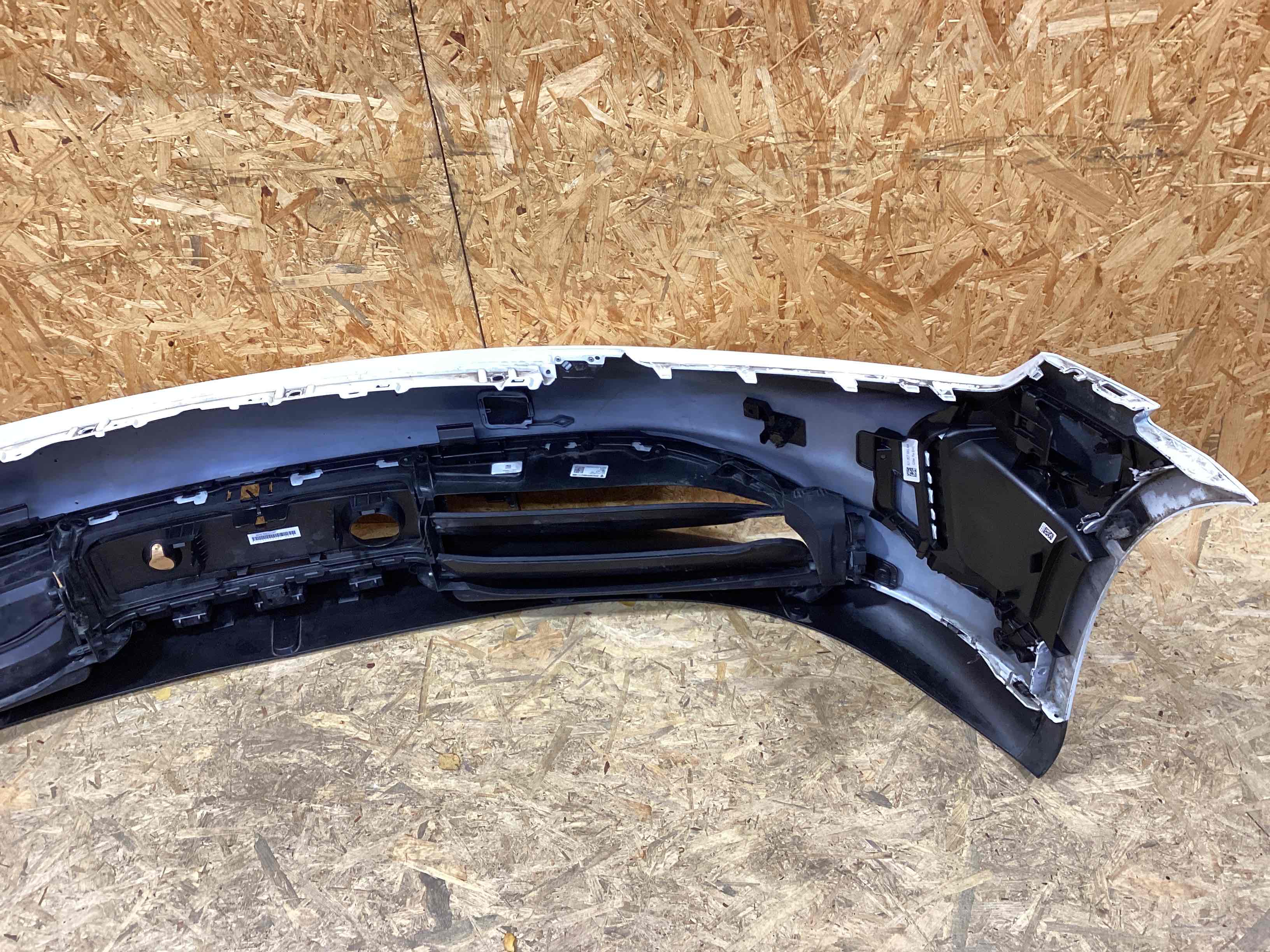 Бампер передний Porsche Taycan 131025-116