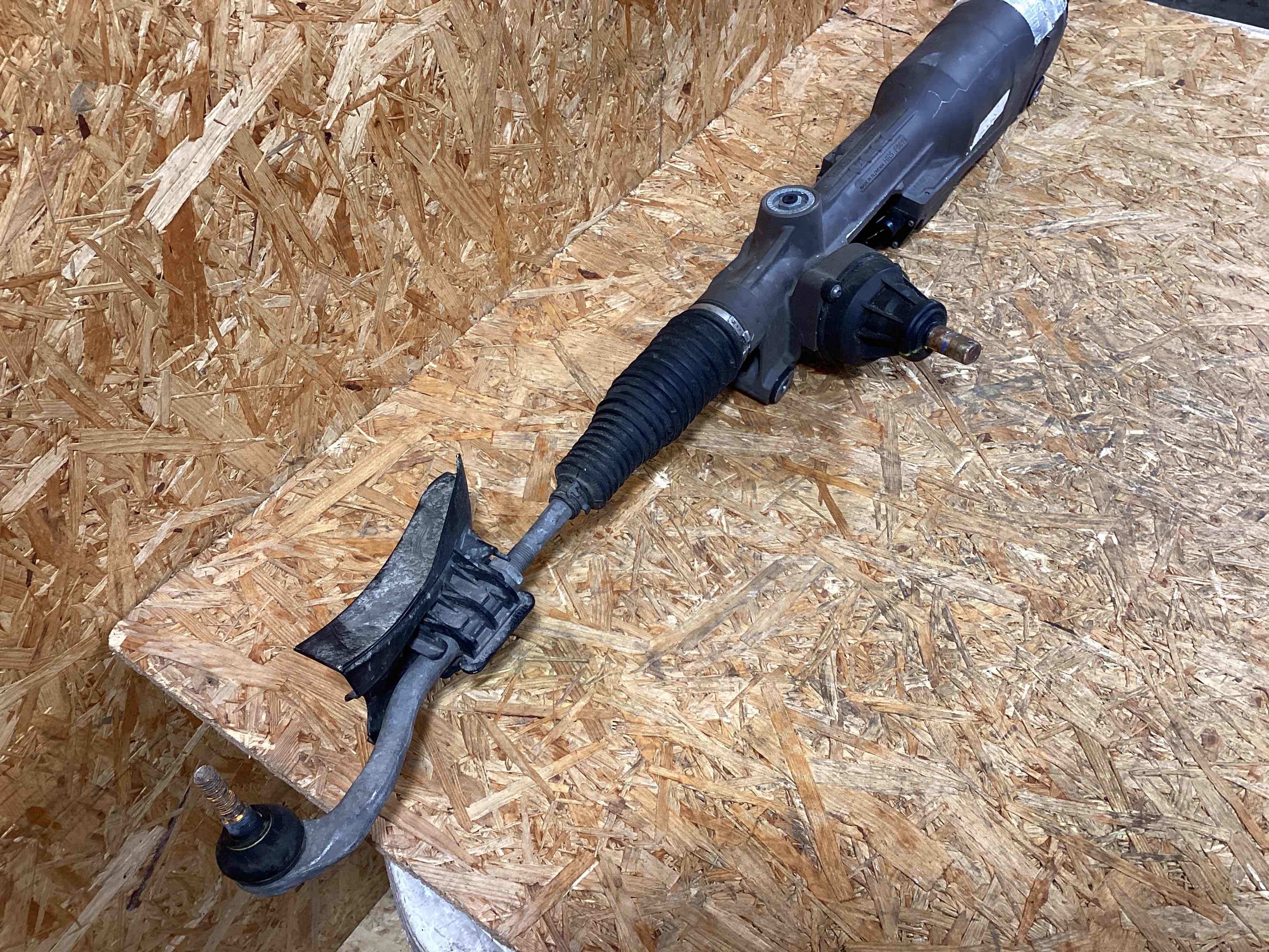 Рейка рулевая Porsche Macan 140126-101